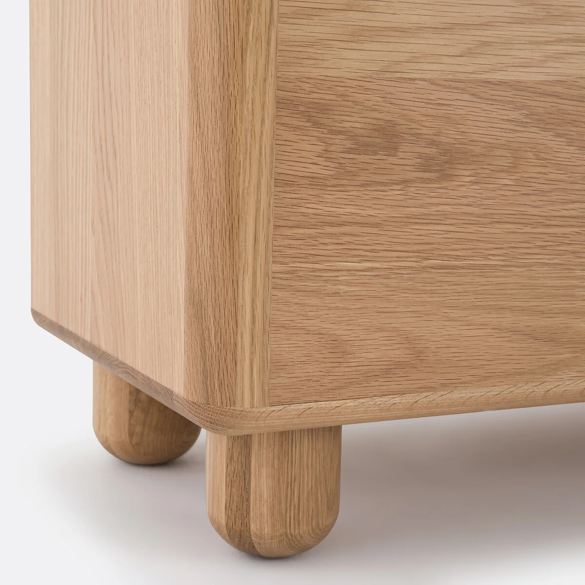 Piero Rounded Oak Bench/Storage Chest – image 9