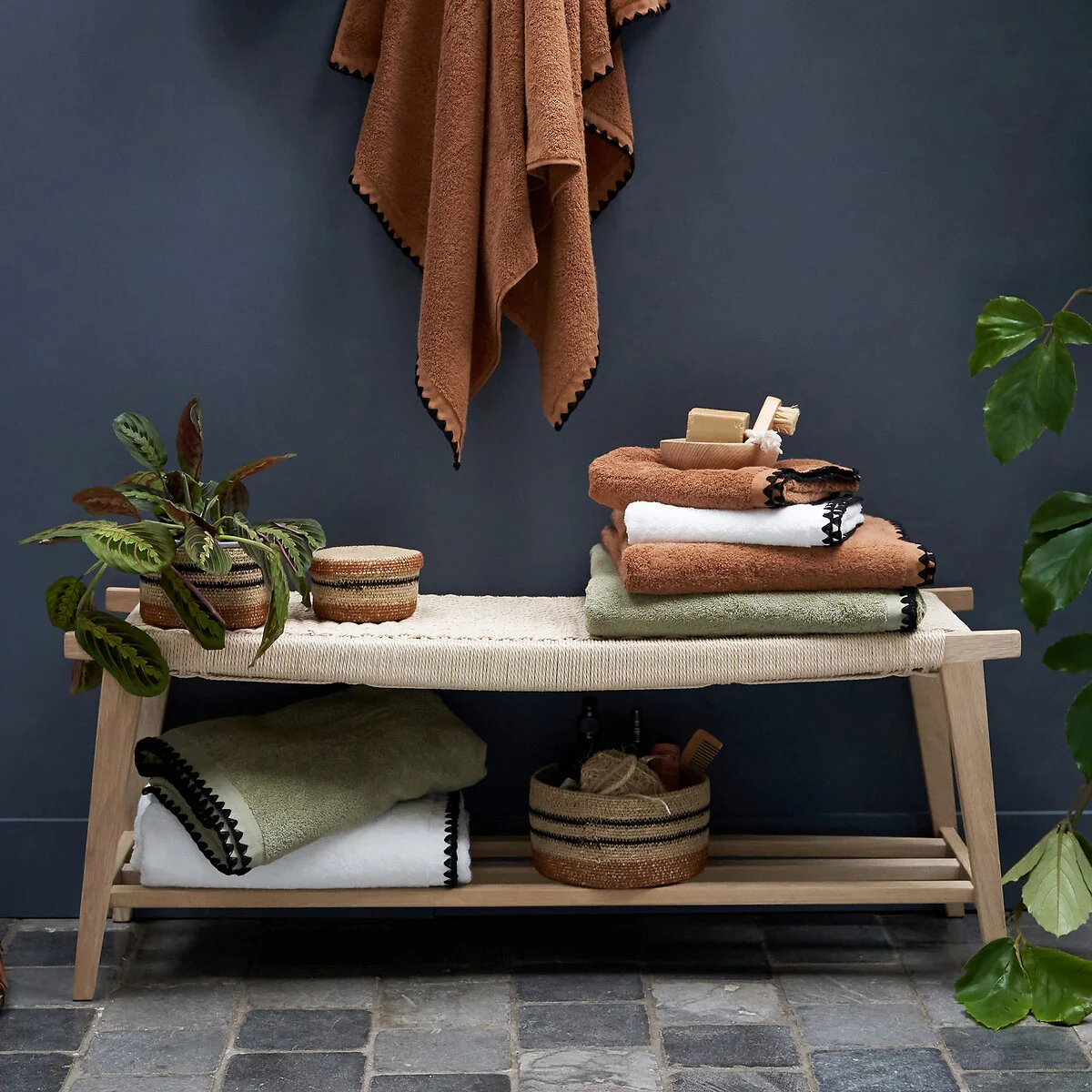 Kioto Solid Oak Bench – image 3