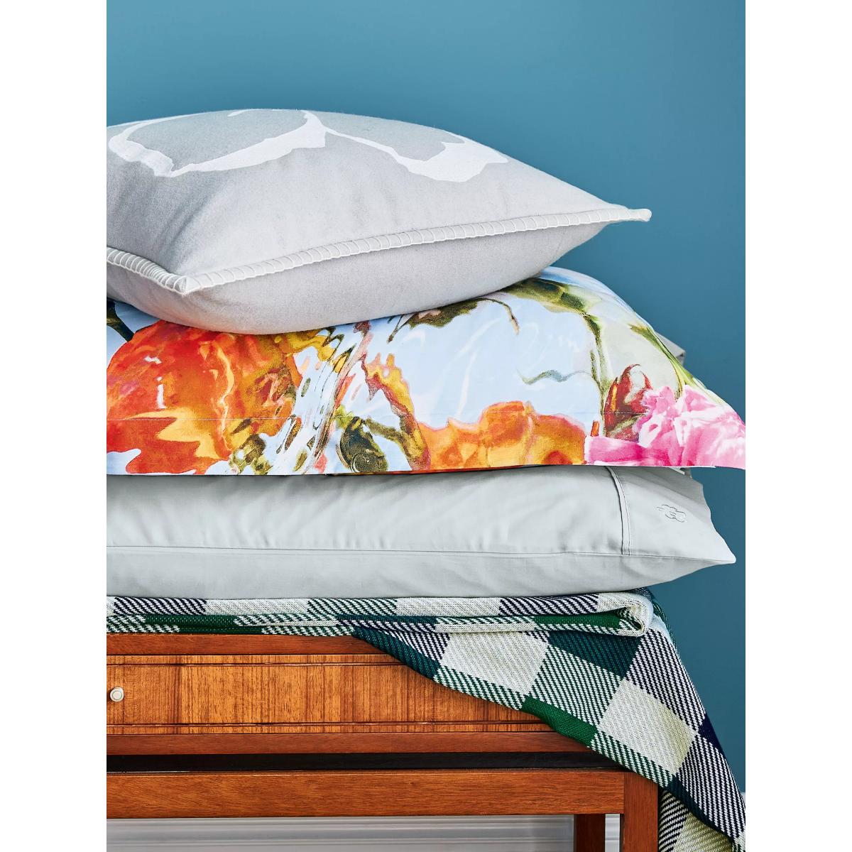 Ted Baker Floating Floral Bedding – image 4