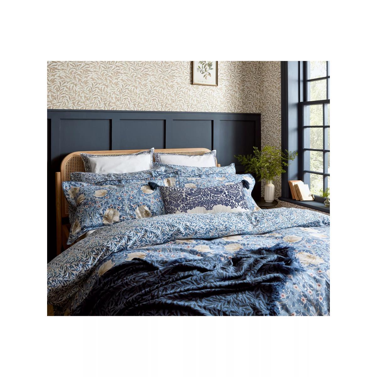 Morris & Co. Pimpernel Bedding – image 2