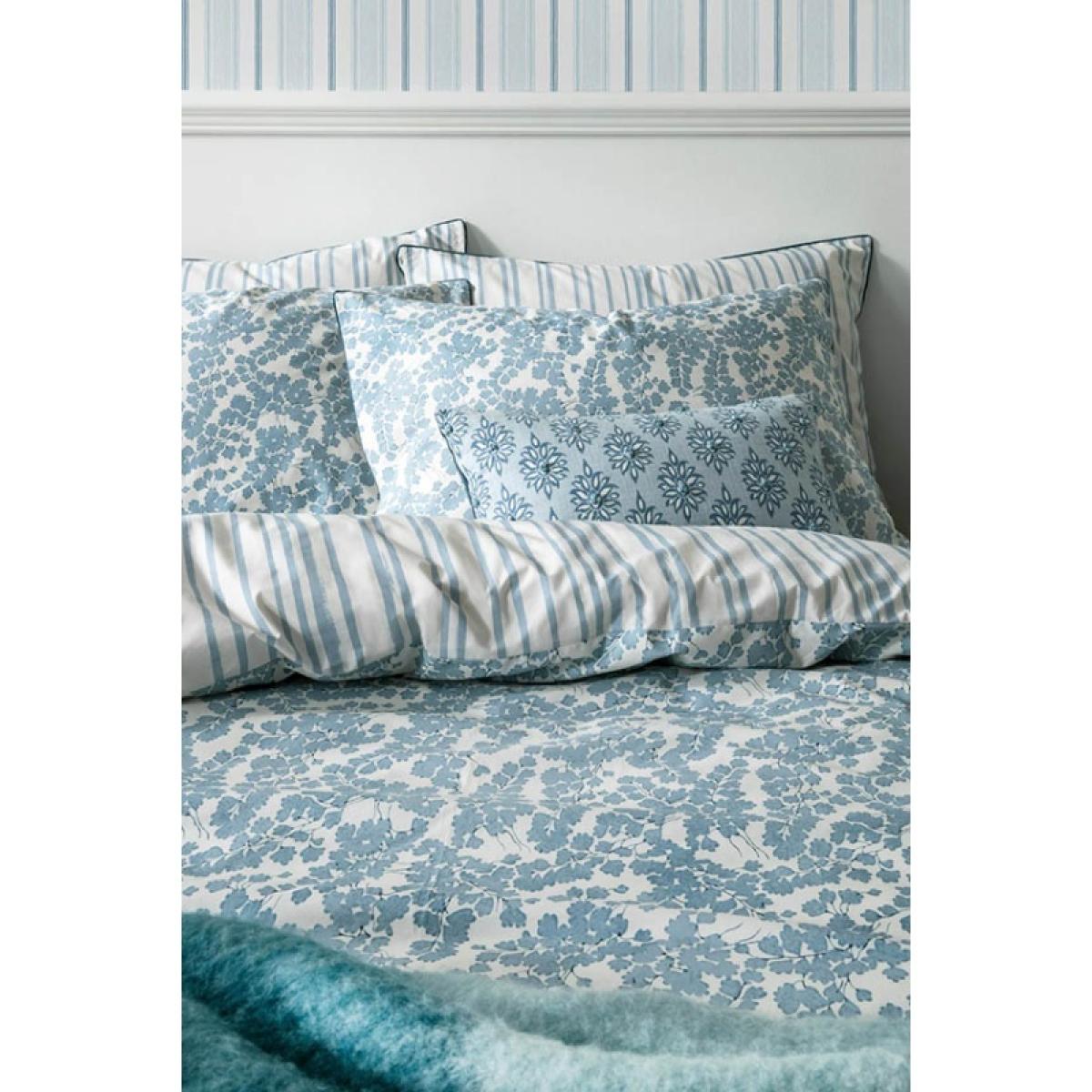 Laura Ashley Cariad Spray Duvet Cover Set - King In Blue – image 6