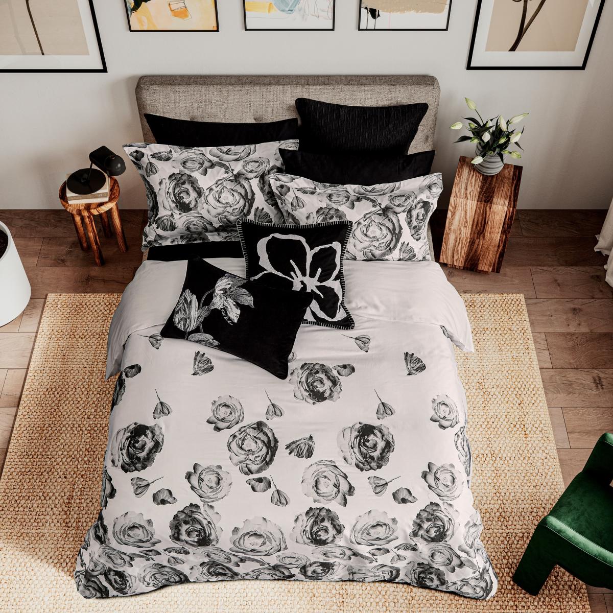 Ted Baker Mono Floral Duvet Cover Set - King In BlackGreyWhite – image 2
