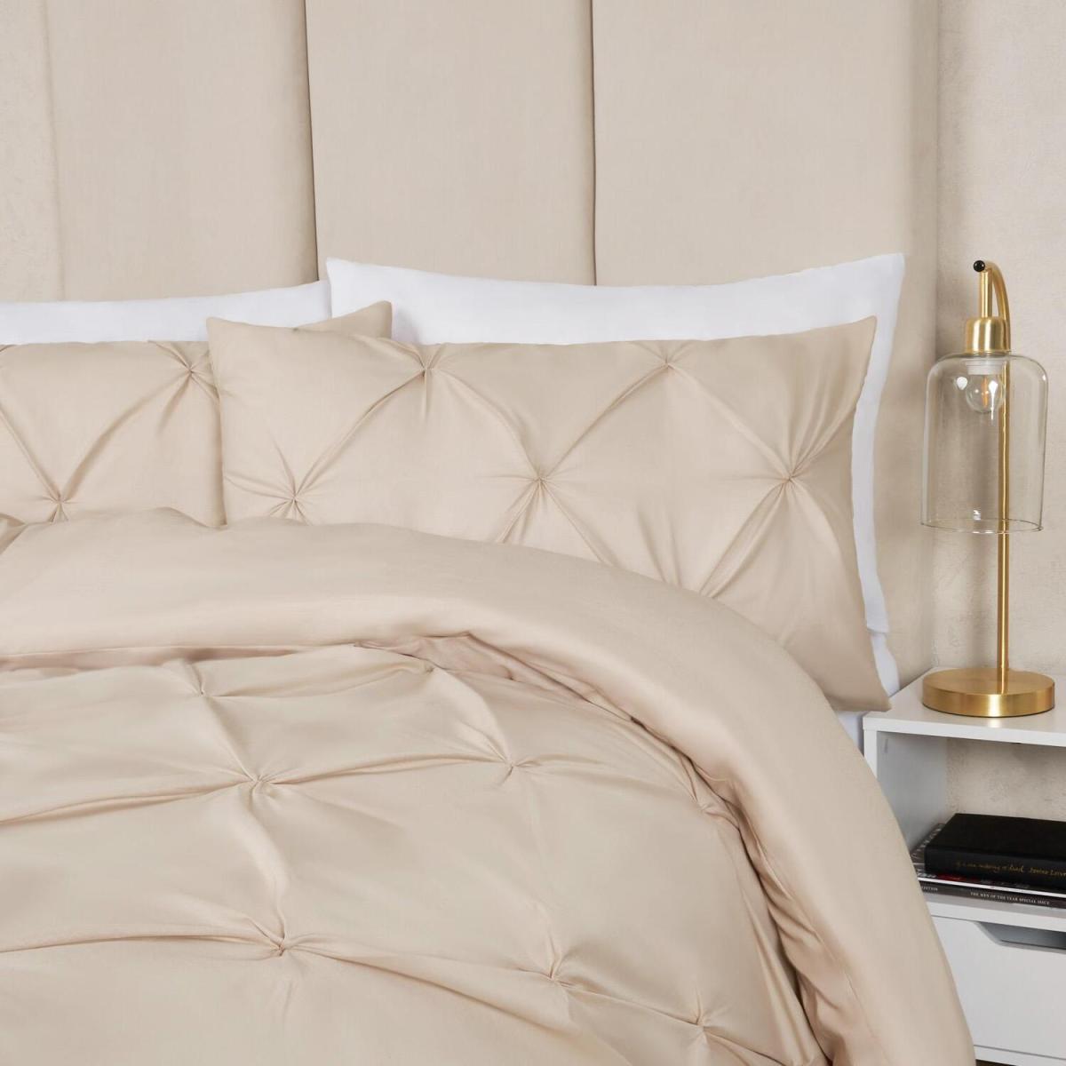 Highams Diamond Pintuck Duvet Cover with Pillowcase - Yellow / King – image 1