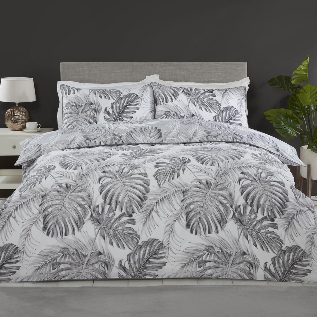 Tropical Monochrome Print Duvet Cover and Pillowcase Set - King – image 6