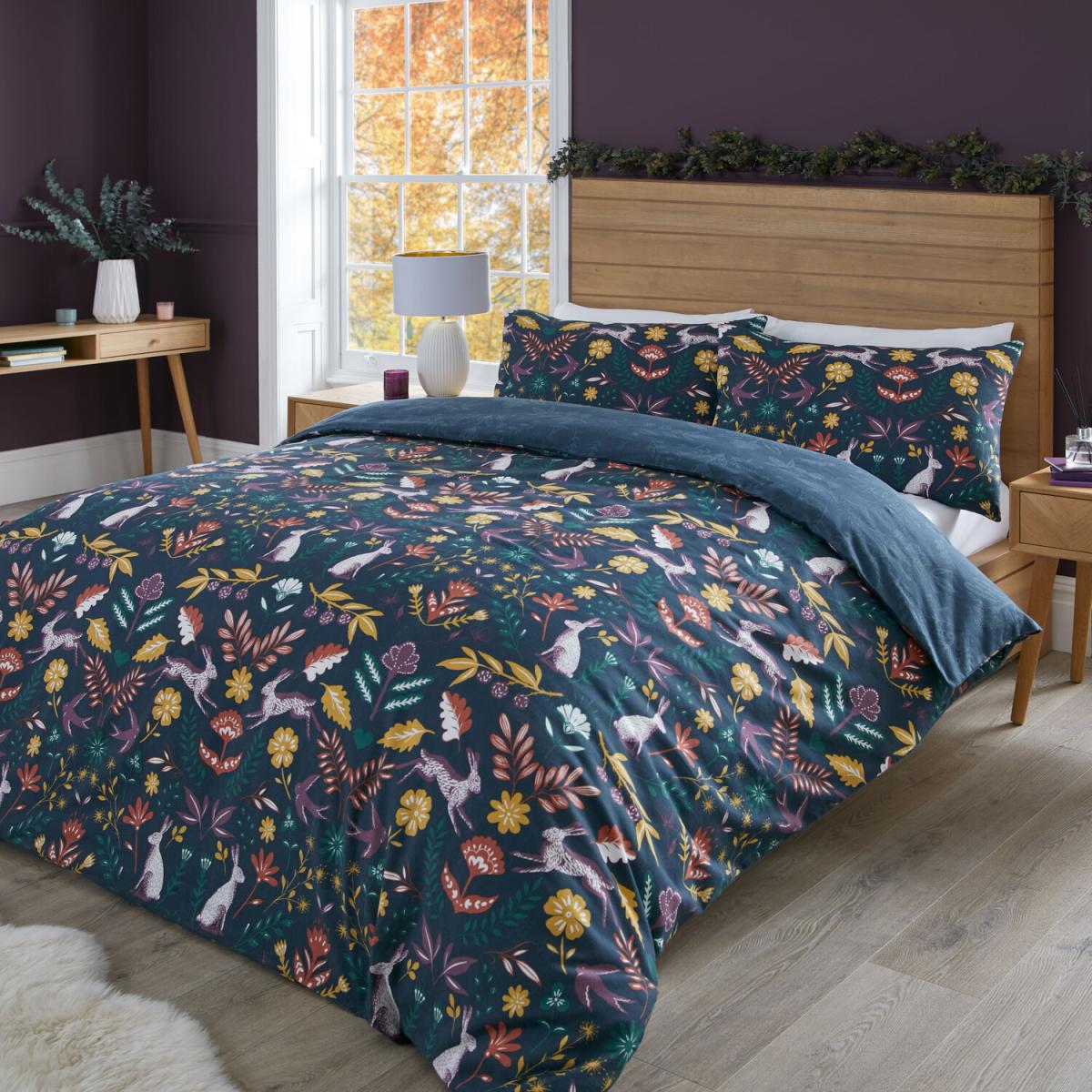 Folky Forest Duvet Cover and Pillowcase Set - Navy / King – image 2