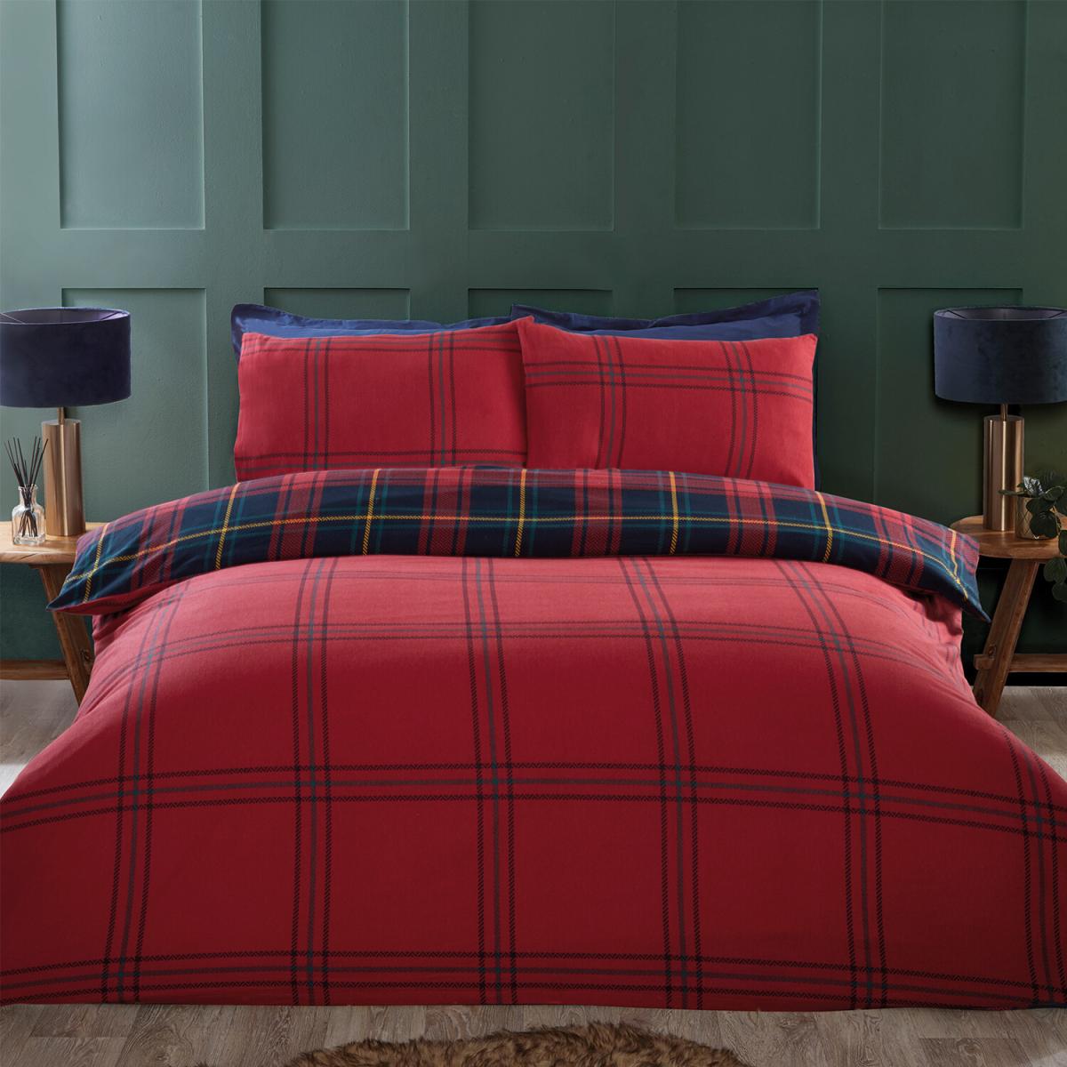 Kinsley Tartan Duvet Cover and Pillowcase Set - Red / King – image 2