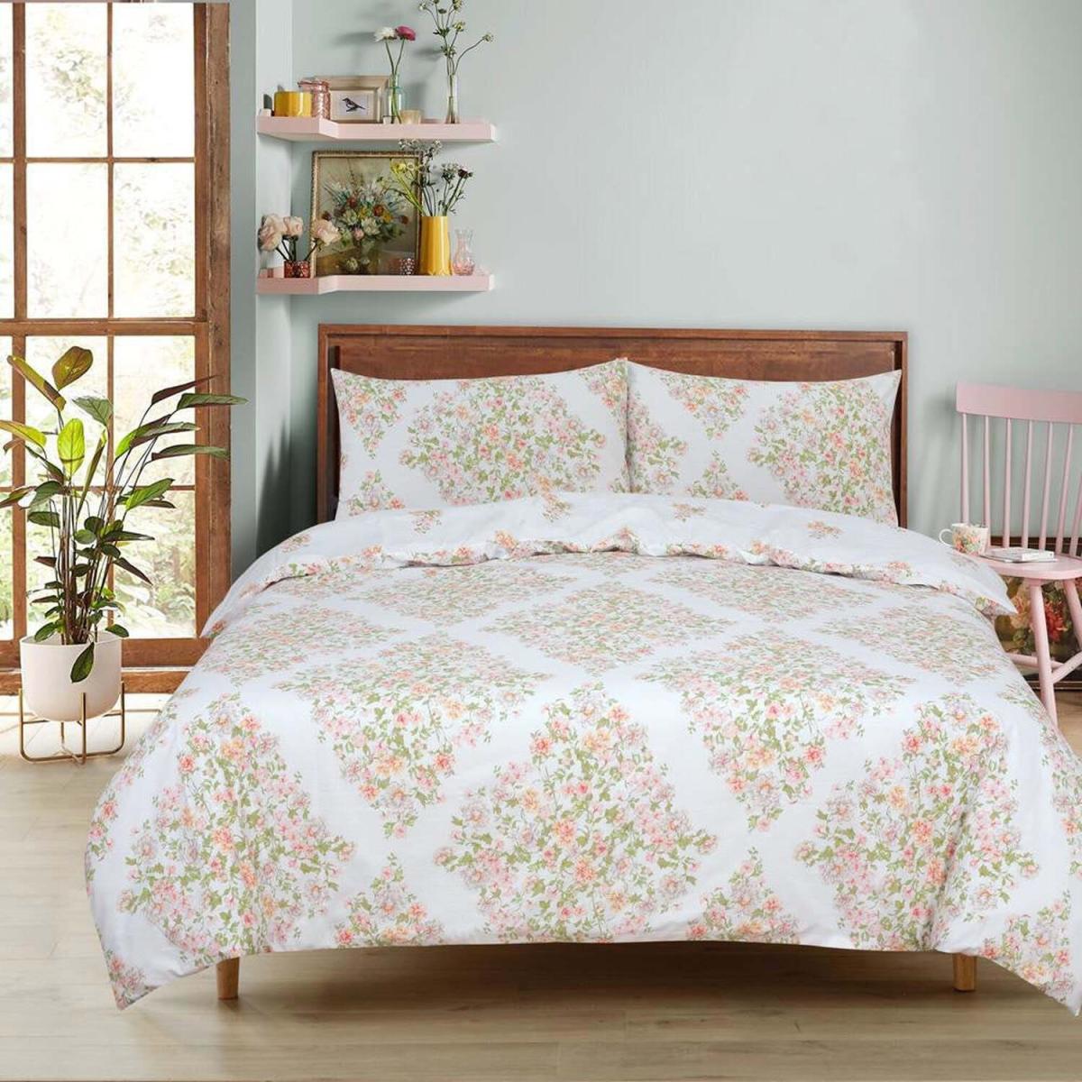 Vantona Classic Range Amelia Duvet Cover Set - White/Multi / King