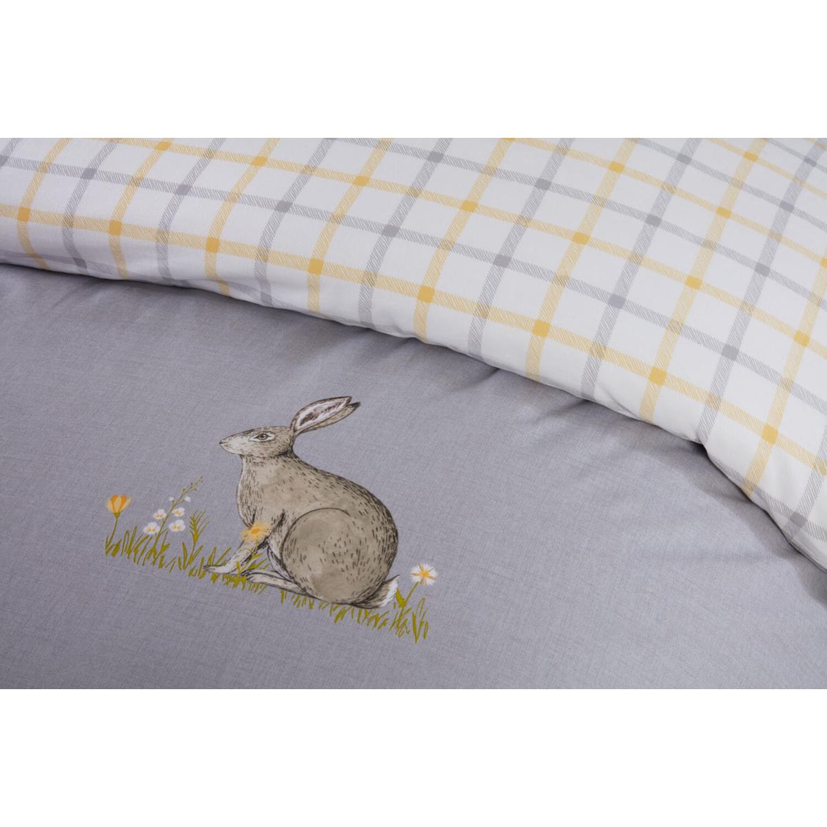 Meadow Hare Duvet Cover and Pillowcase Set - King – image 5