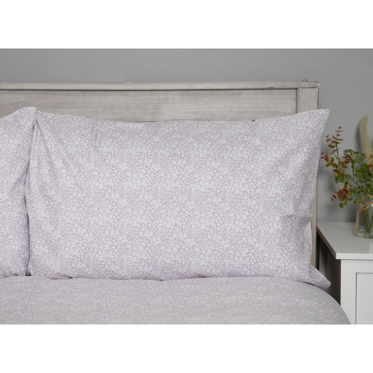 Rosalie Duvet Cover and Pillowcase Set - Mauve / King – image 3