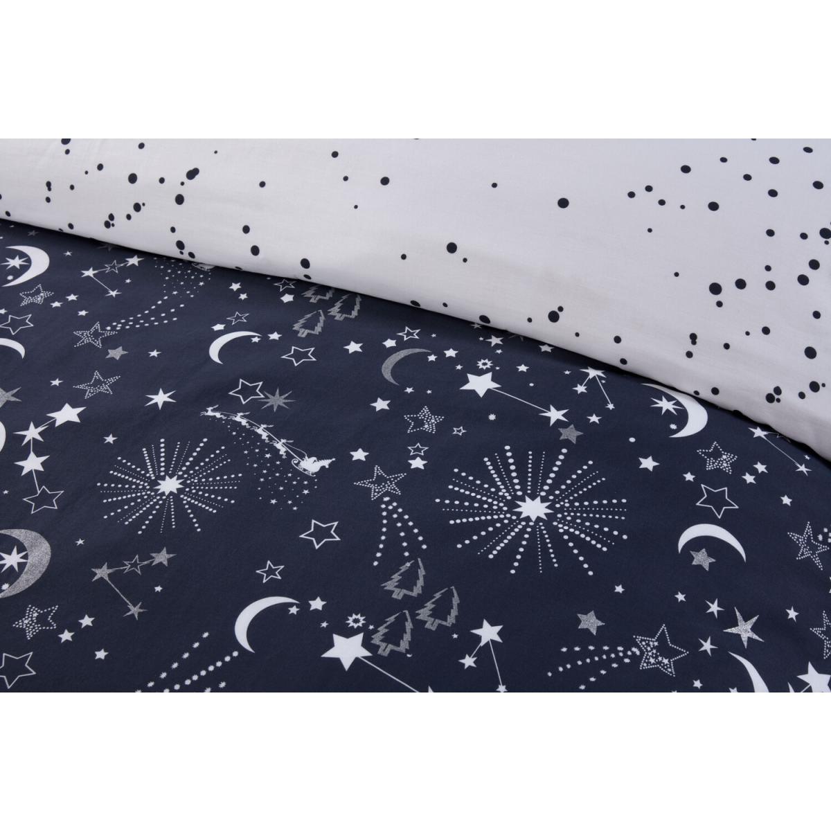 Christmas Night Sky Duvet Cover and Pillowcase Set - Navy / King – image 4