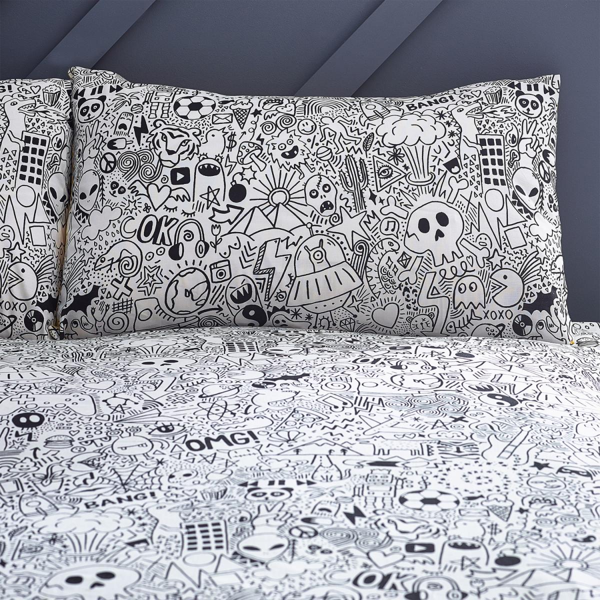 Notebook Doodles Duvet Cover Set - White/Black / King – image 4