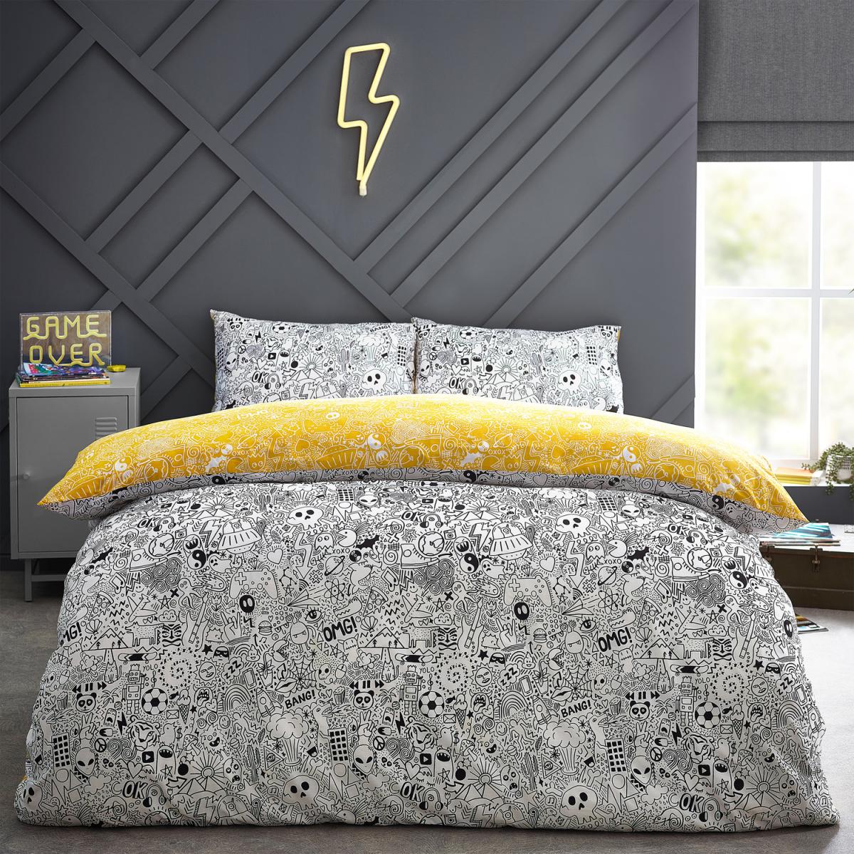 Notebook Doodles Duvet Cover Set - White/Black / King – image 1