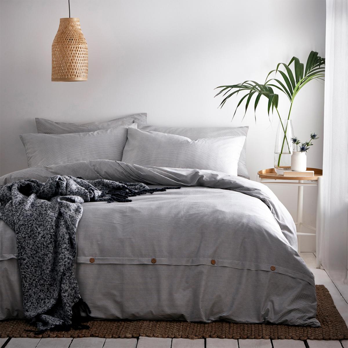 Relaxed Striped Duvet Cover Set - Grey / King – image 1