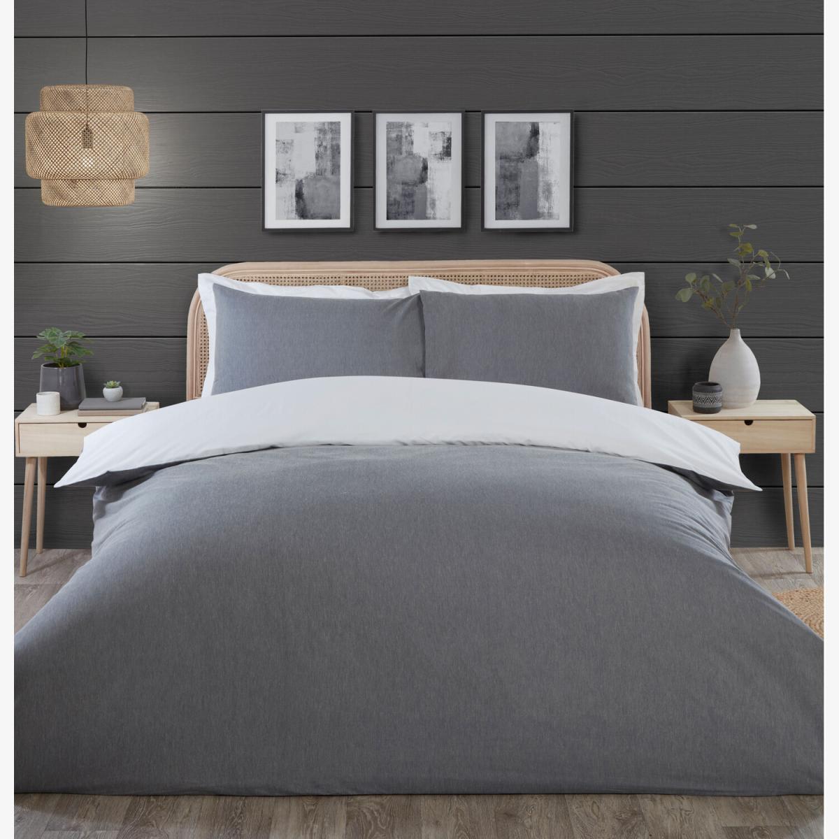 Hendon Chambray Duvet Cover and Pillowcase Set - Grey / King – image 1