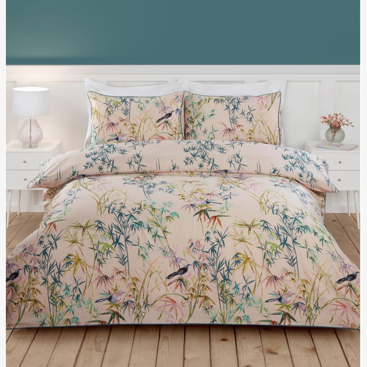 Oriental Bloom Duvet Cover and Pillowcase Set - Blush / King – image 1