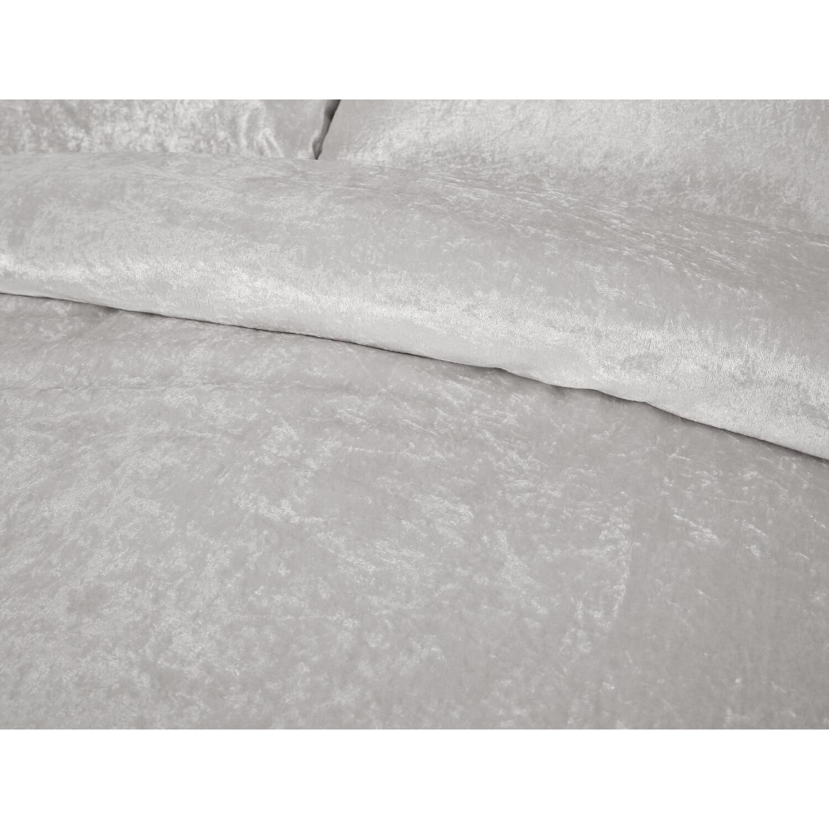 Crushed Velvet Duvet Cover and Pillowcase Set - Gold / King – image 3