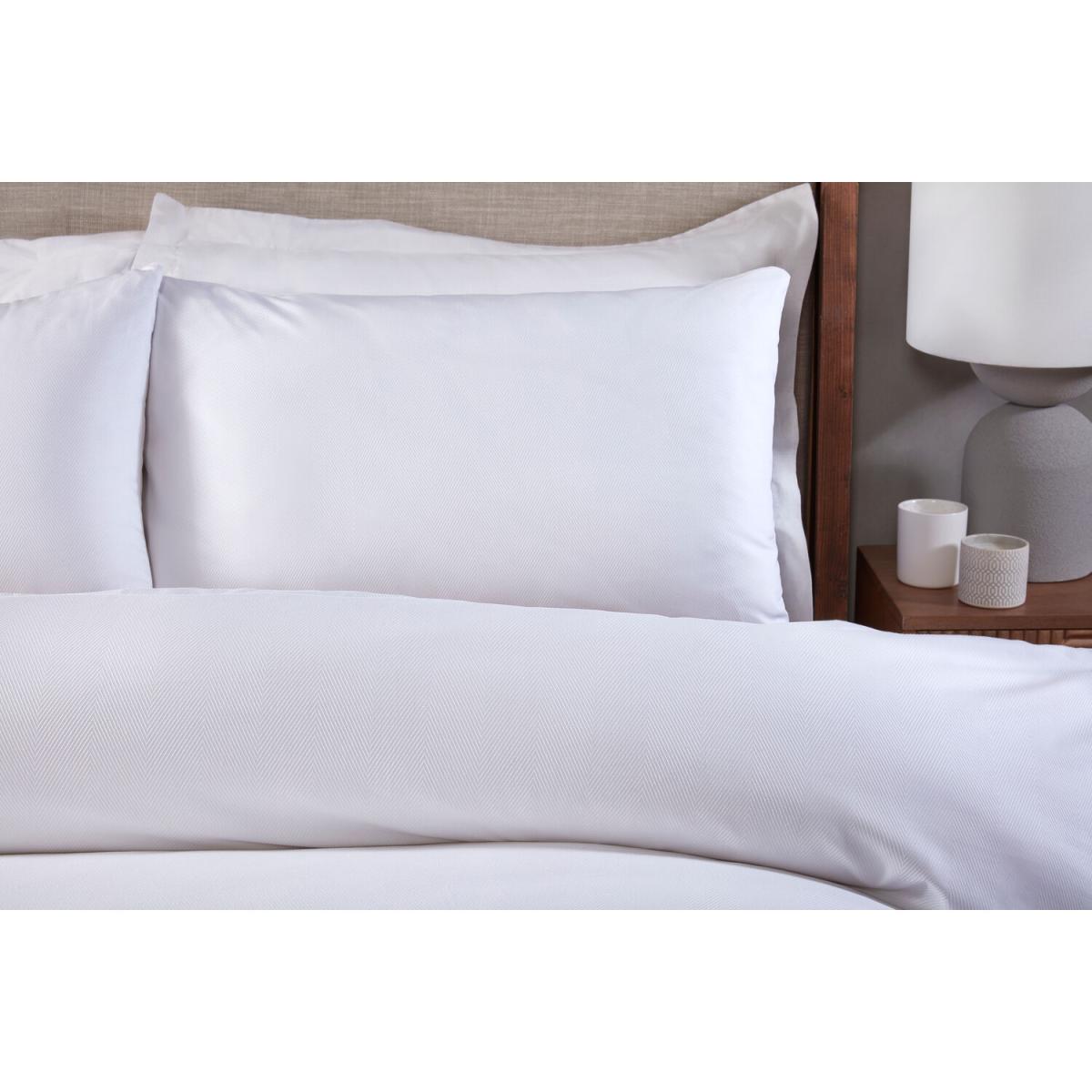 Hampstead Herringbone Stripe Duvet Cover and Pillowcase Set - White / King – image 3