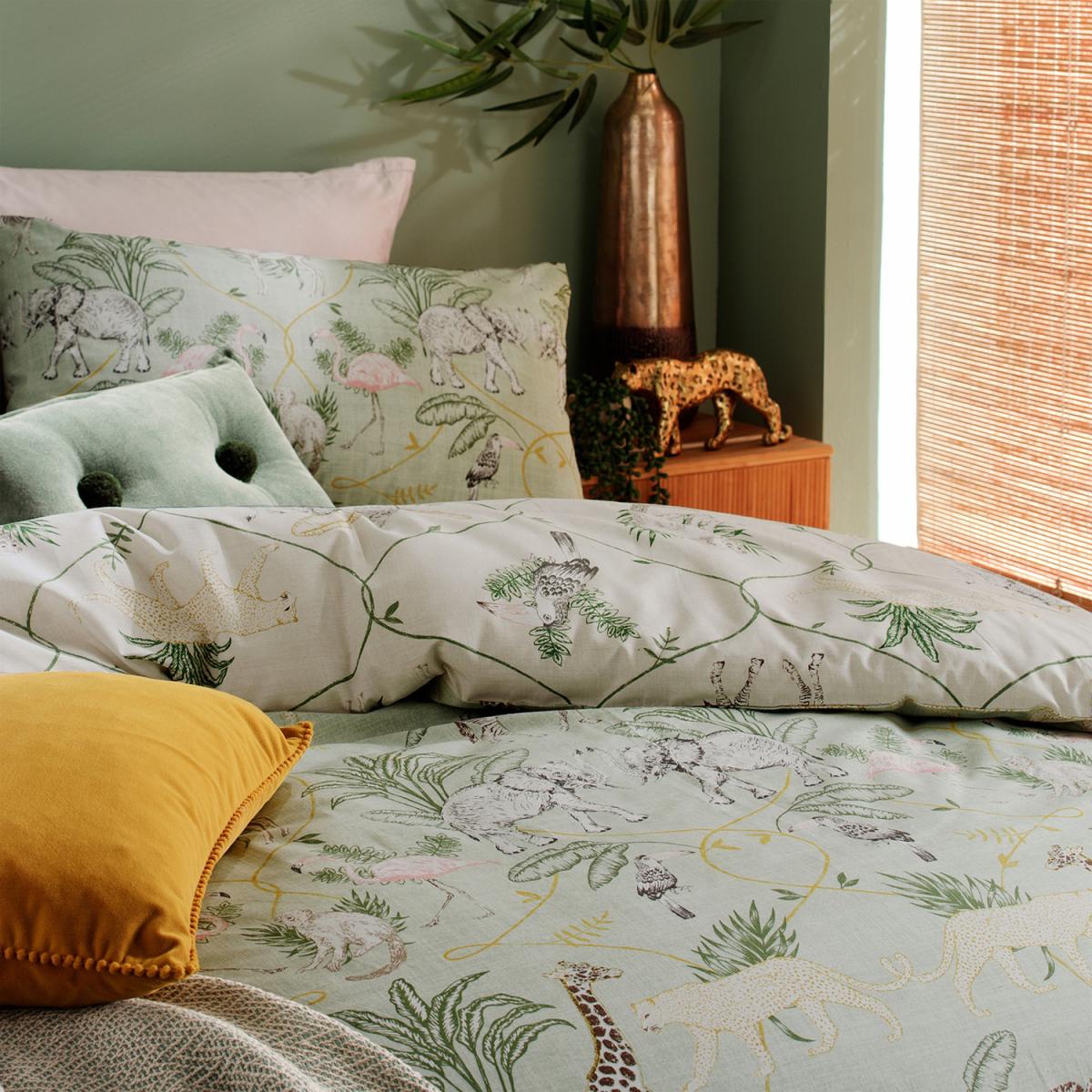Tranquil Animals Duvet Cover Set - King – image 4