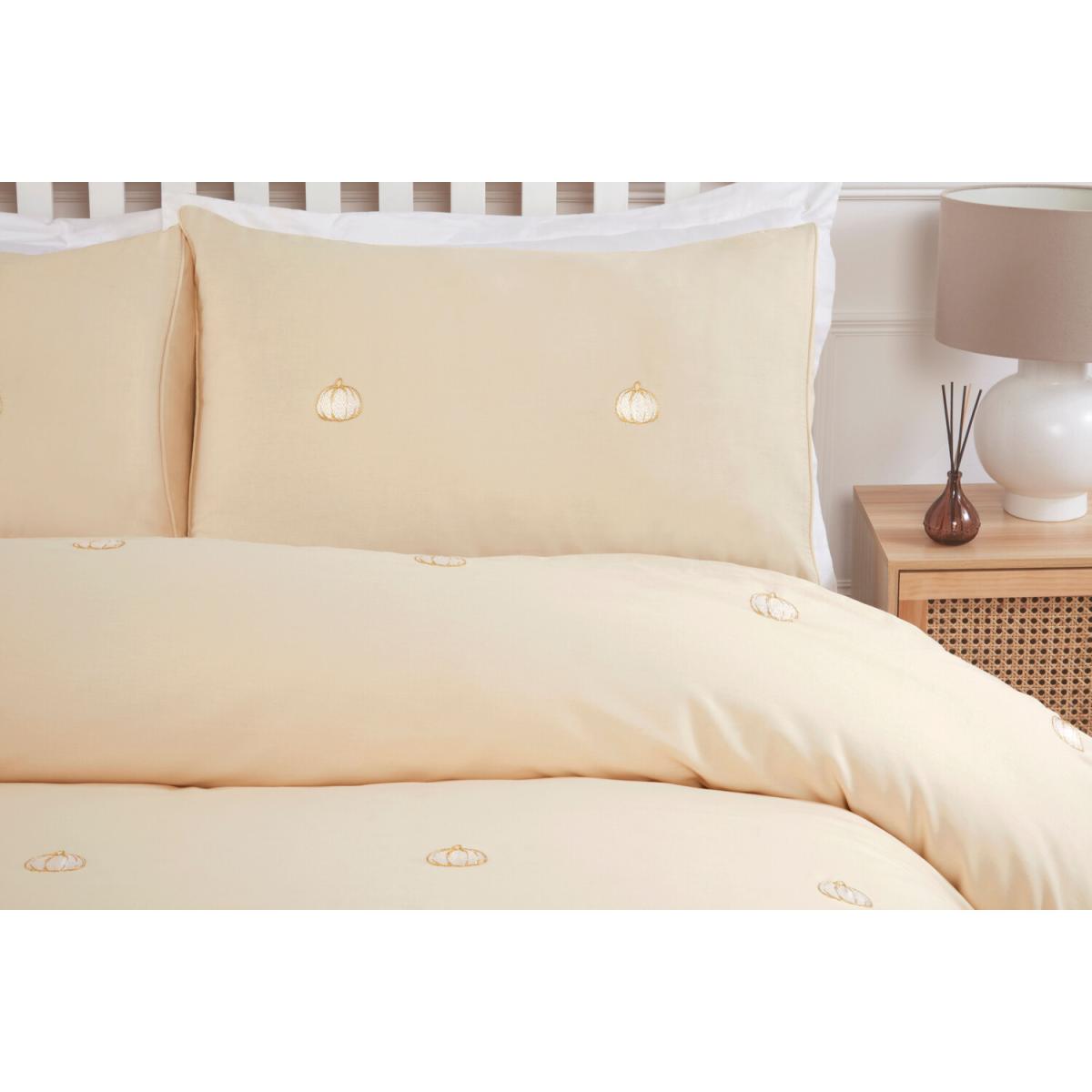 Pumpkins Duvet Cover and Pillowcase Set - Natural / King – image 5