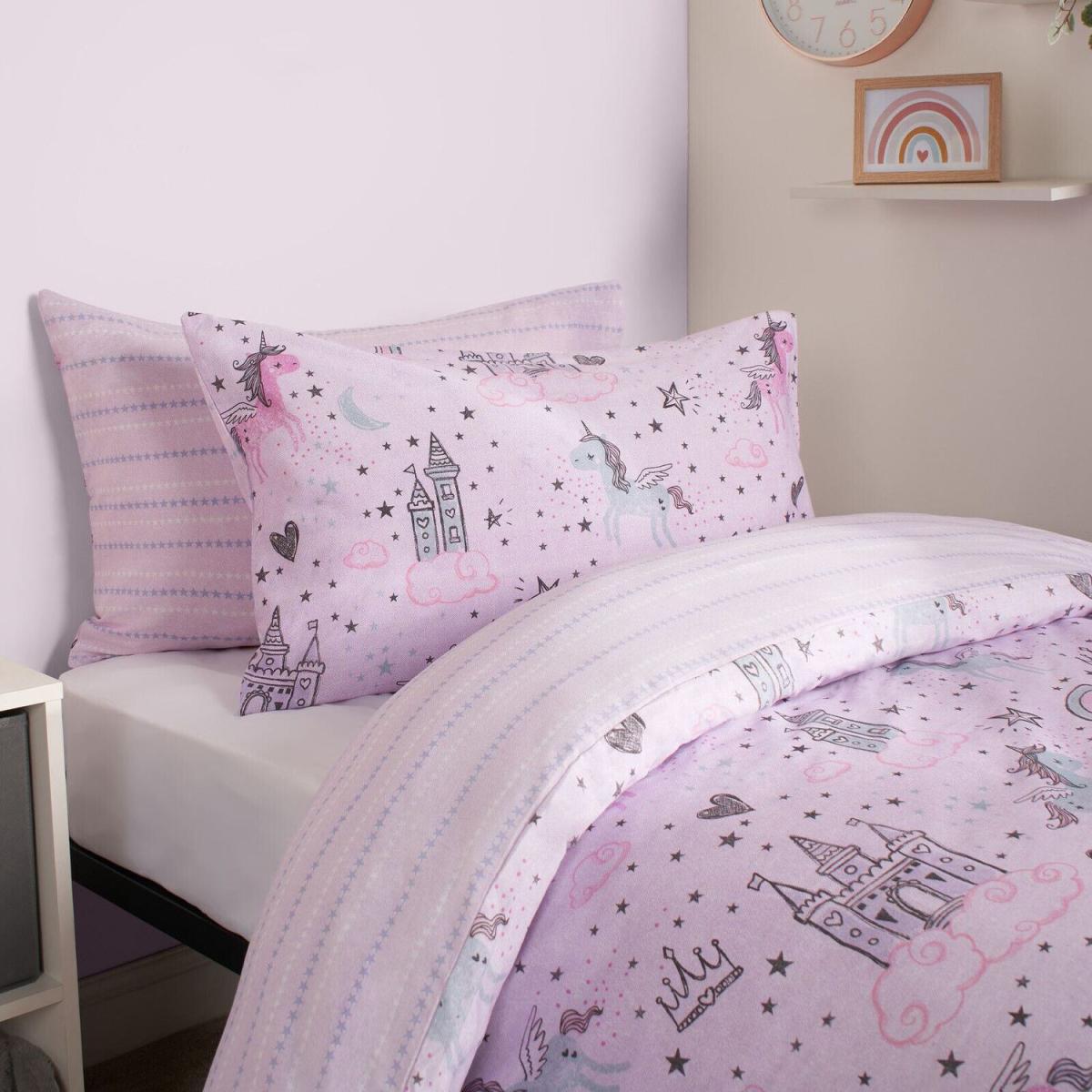 Unicorn Kingdom Duvet Cover with Pillowcase - Lilac / Junior – image 1