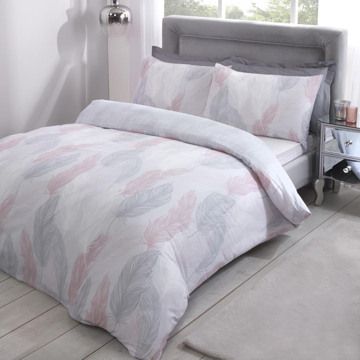 Feather Duvet Cover and Pillowcase Set - Blush / King – image 2