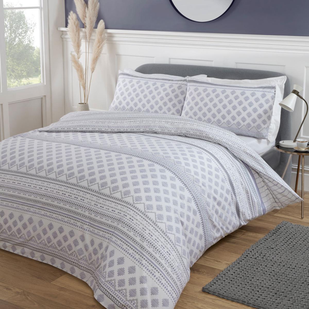 Samara Tribal Duvet Cover and Pillowcase Set - Heather / King – image 5