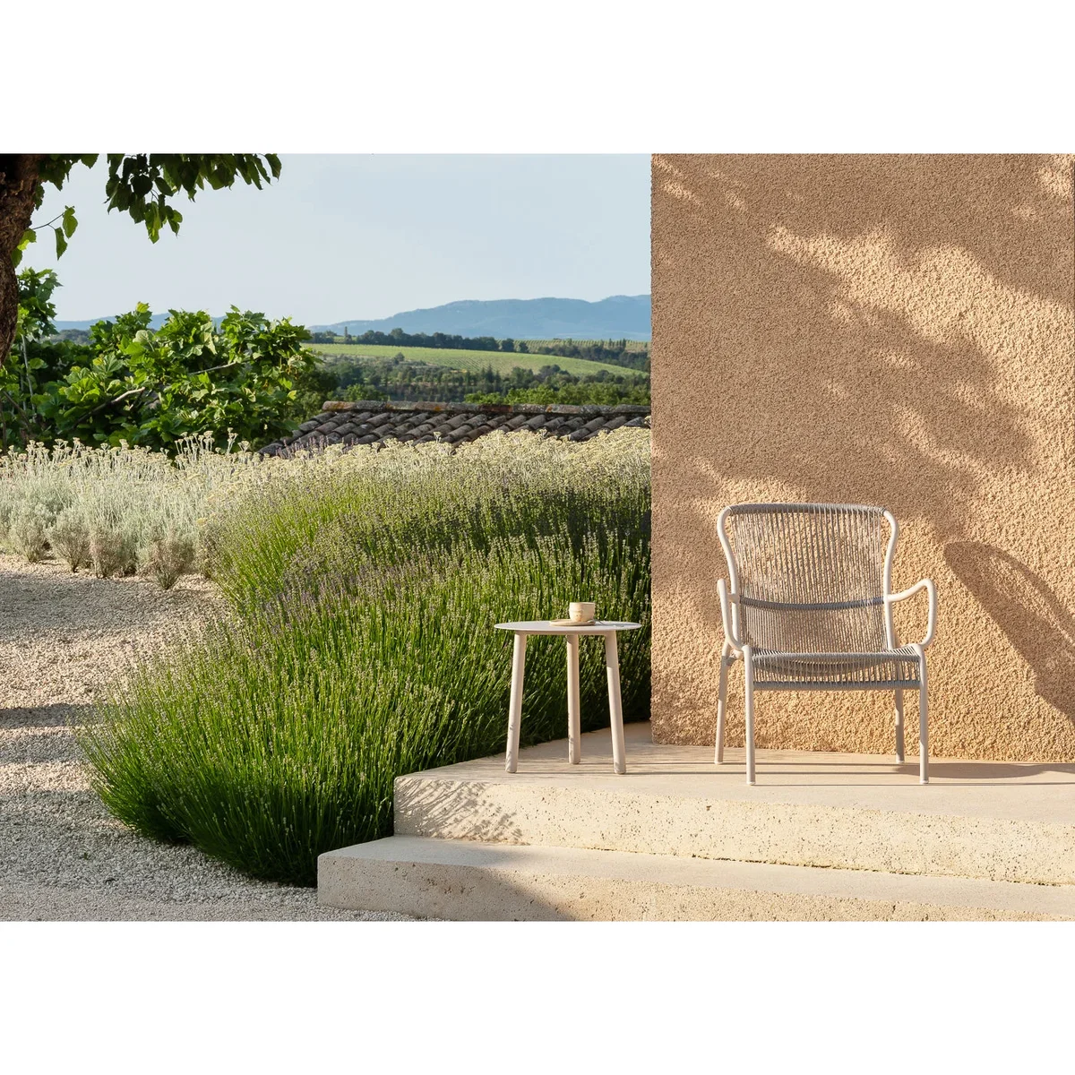 Heal's Loop Outdoor Lounge Chair Rust – image 10