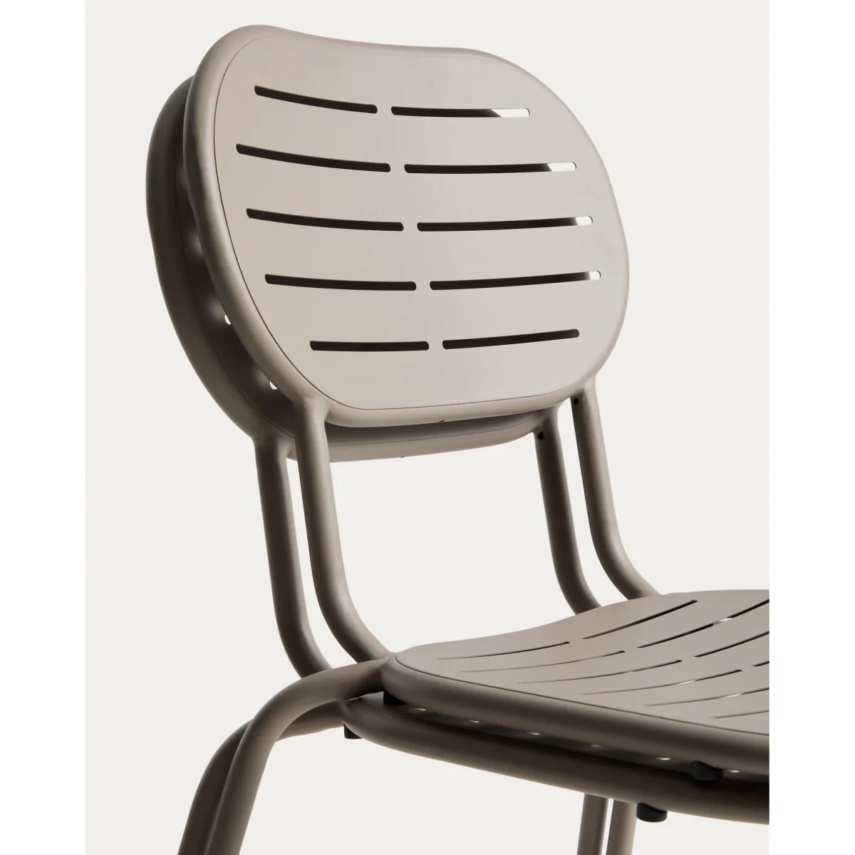Brai outdoor stackable chair in taupe galvanised steel – image 3