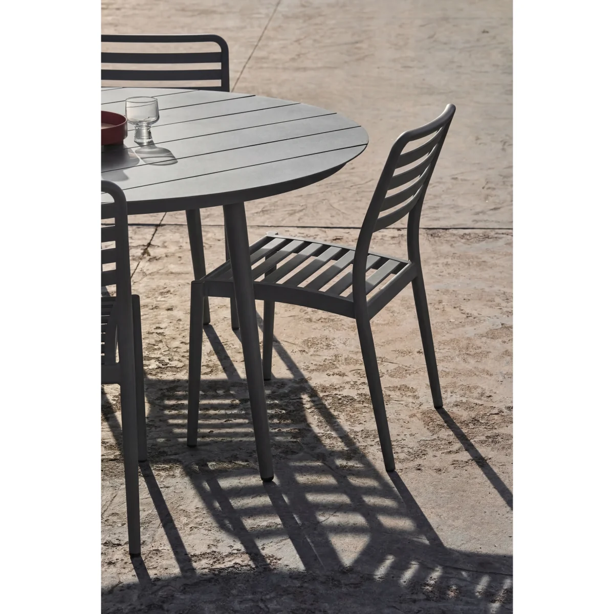 1898 Messina chair Anthracite 4-pack – image 3