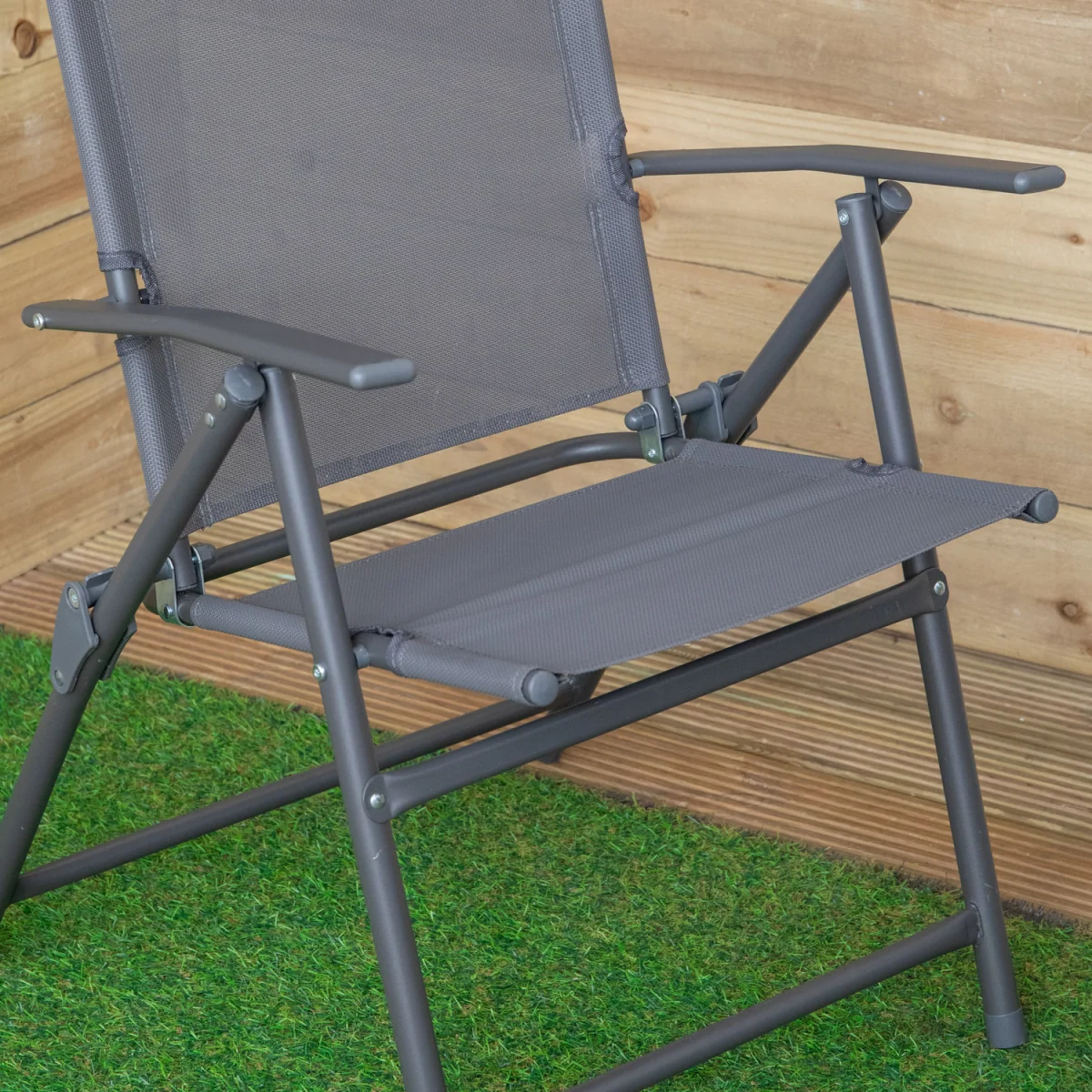 Set of 4 Outdoor Multi-Position Textoline Garden Chairs in Grey - Grey – image 8