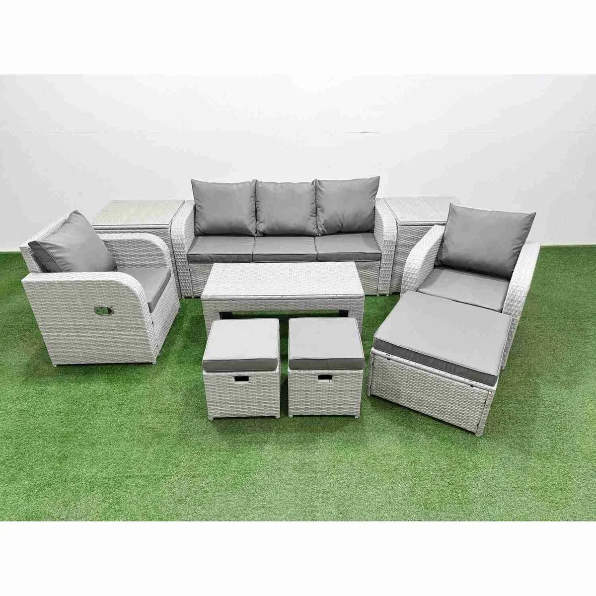 Fimous PE Rattan Garden Furniture Set with Reclining Chairs and Tempered Glass Table, Light Grey. - Light Grey – image 1