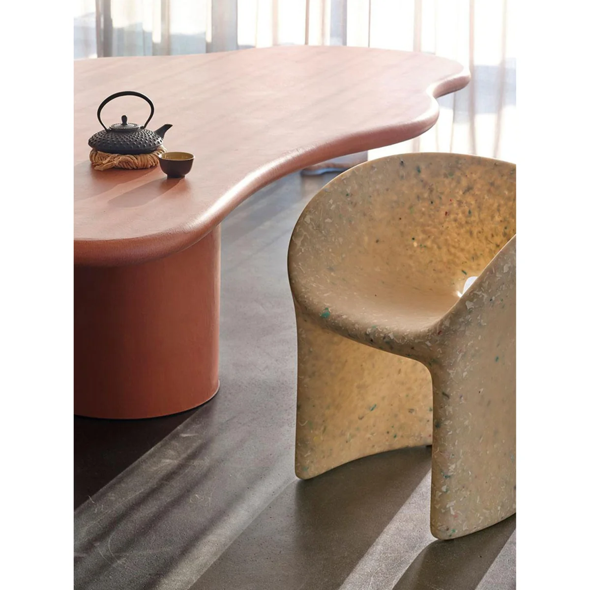 Armchair Richard – image 6