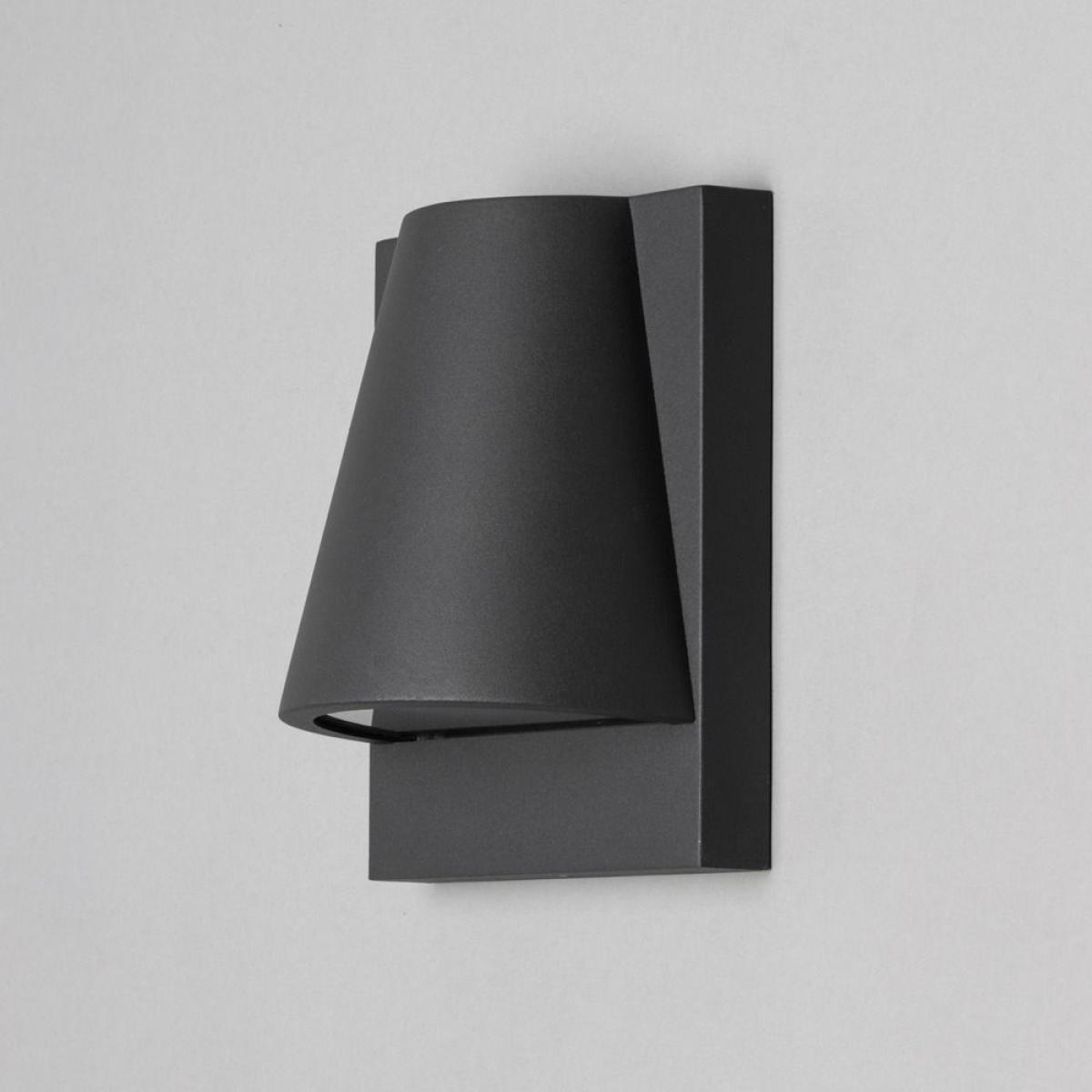 Wilbur Outdoor Wall Light, Anthracite – image 3