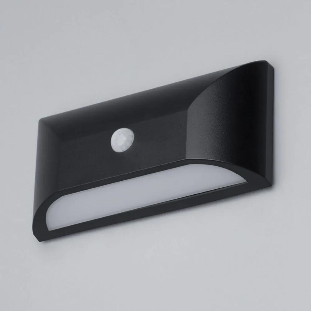 Cava Outdoor LED Rectangular Wall Light with PIR Sensor, Black – image 4