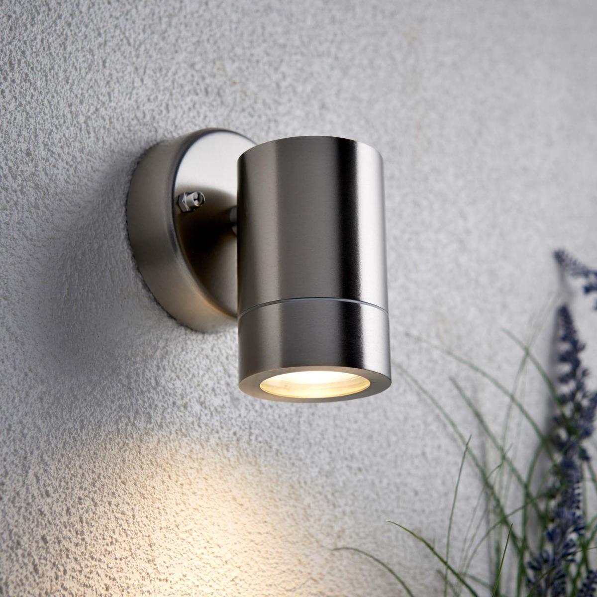Vogue Lighting Alonzo Outdoor 1 Light Wall Light Silver – image 1