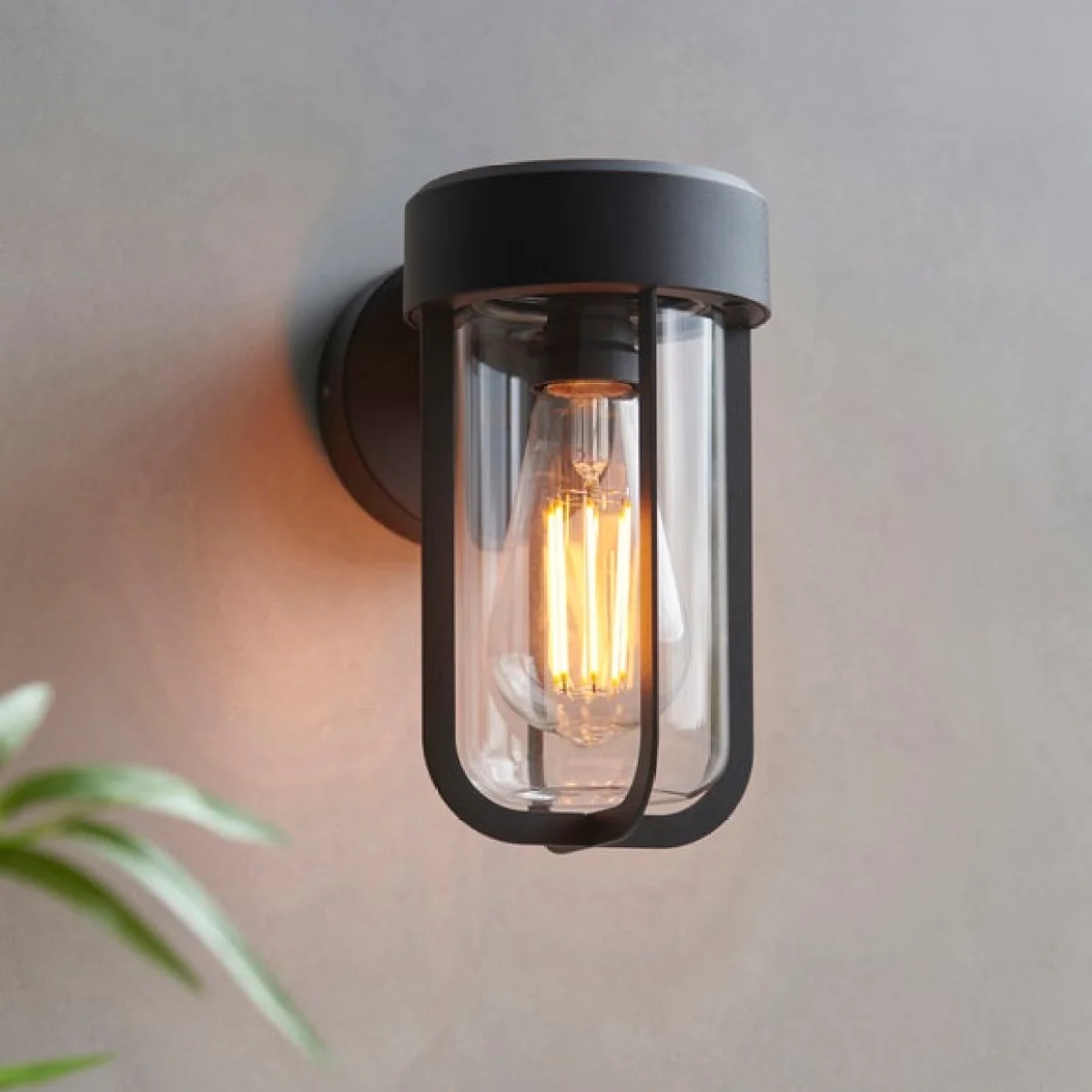 Vogue Jax Industrial Outdoor Wall Light – image 2
