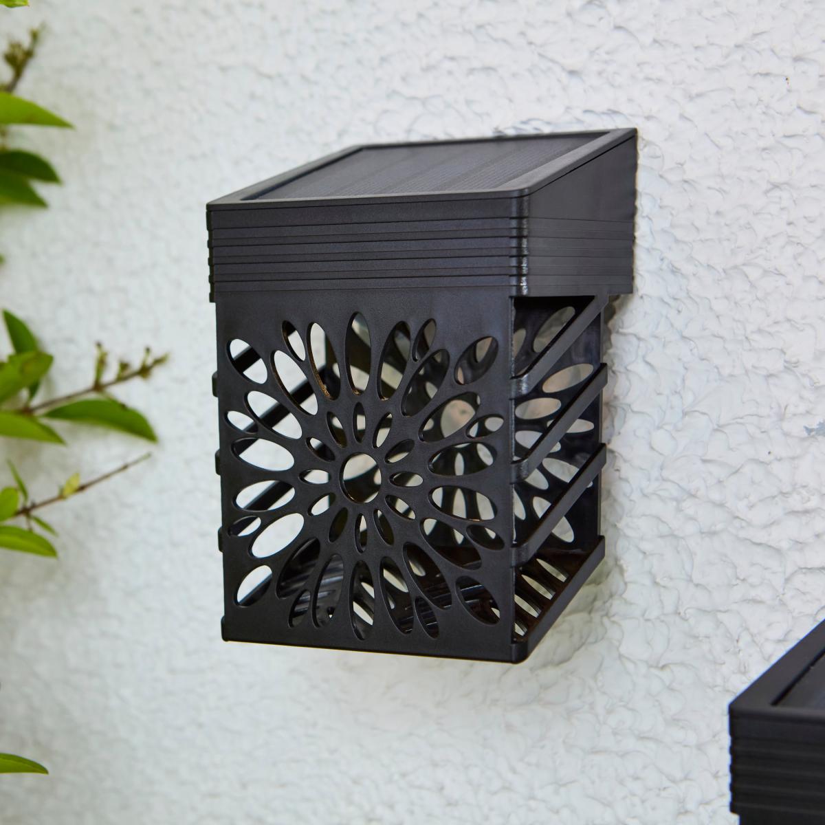 Set of 2 Solar Metal Fence Lights – image 3