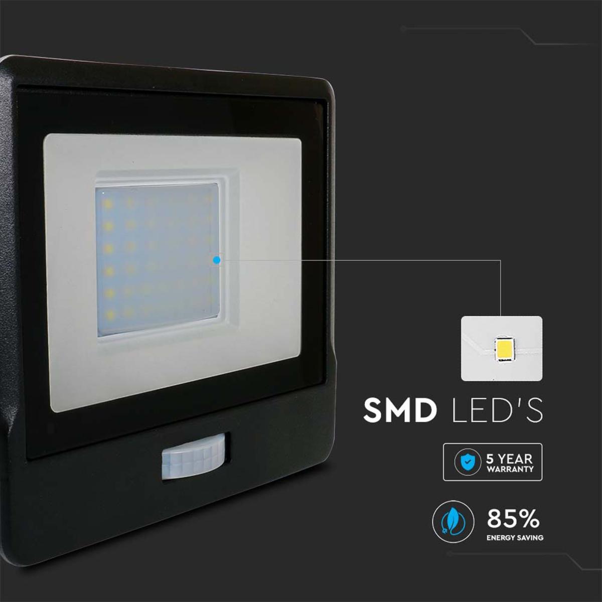 V-TAC 30W LED Floodlight Outdoor PIR Sensor Wall Light Black – image 4