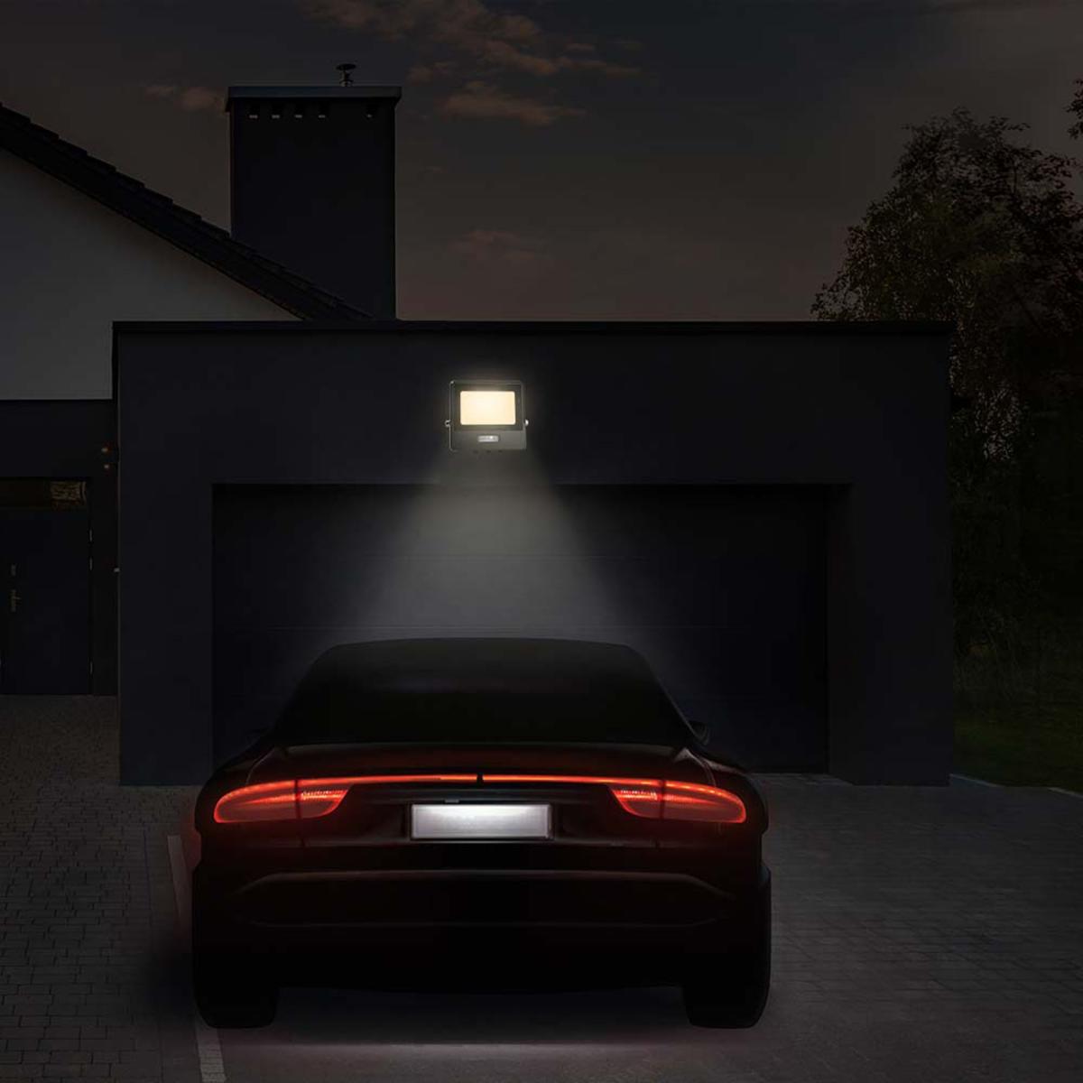 V-TAC 30W LED Floodlight Outdoor PIR Sensor Wall Light Black – image 9