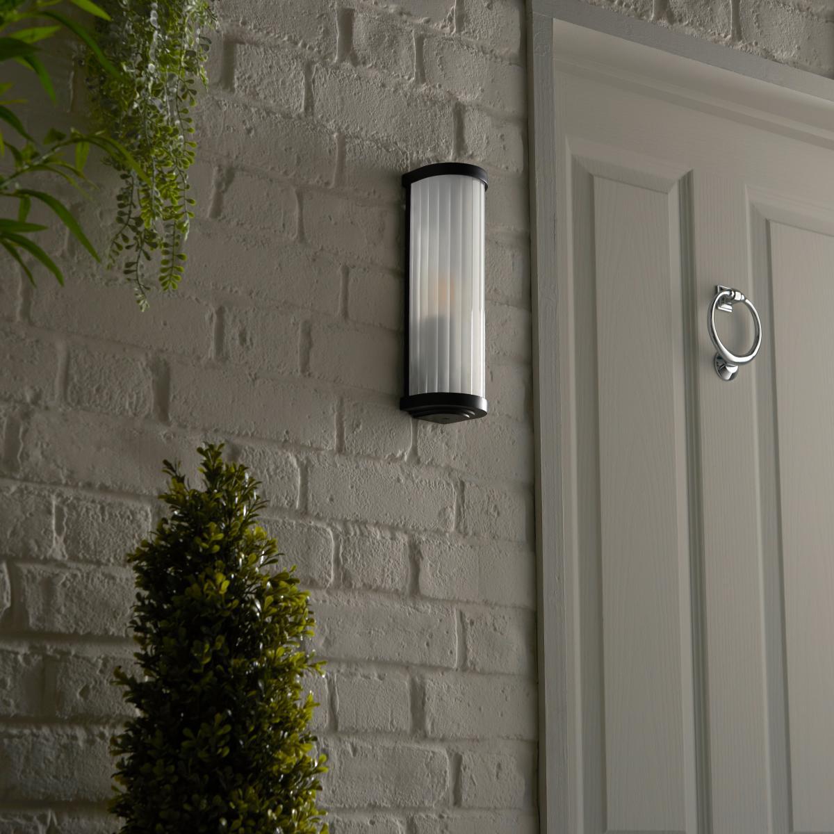 Ripon Outdoor Wall Light Black – image 4