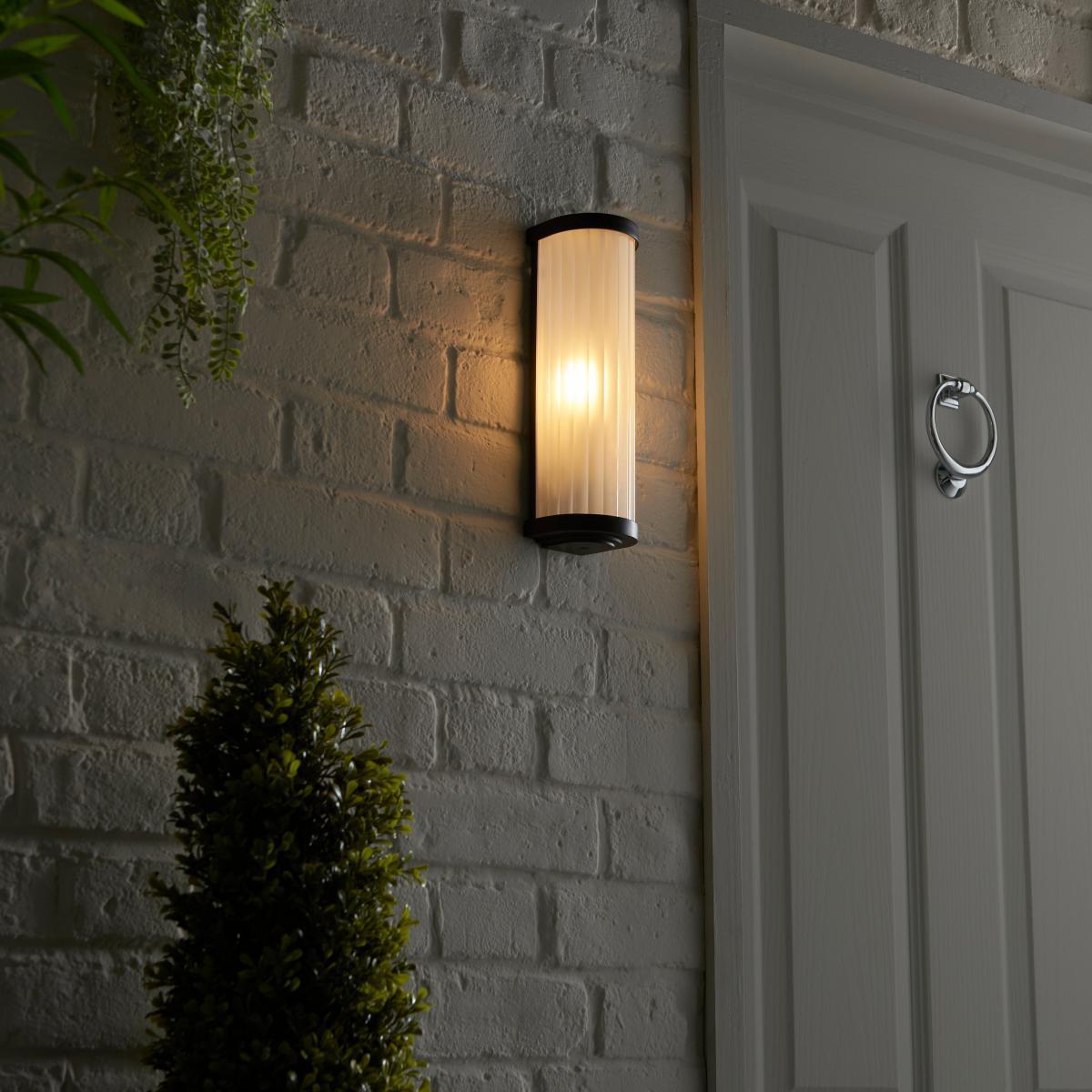 Ripon Outdoor Wall Light Black – image 5