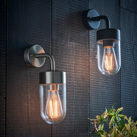 Vogue South Industrial Outdoor Wall Light – image 6