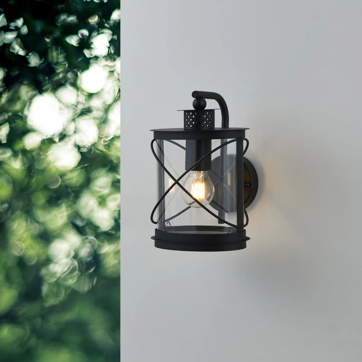 Hilburn Black Outdoor Wall Light – image 2