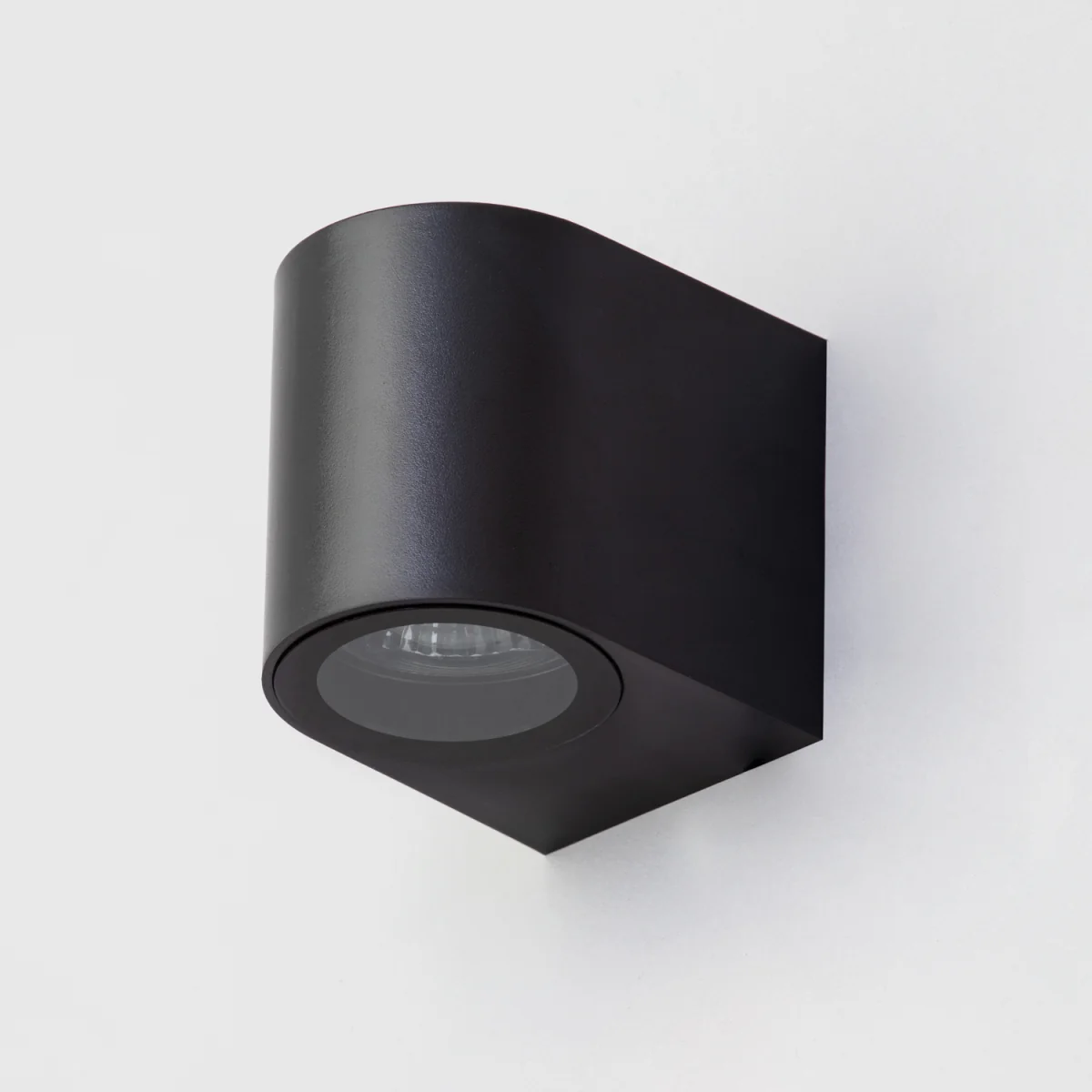 Pack of 2 Wye Outdoor Wall Lights - Black – image 3