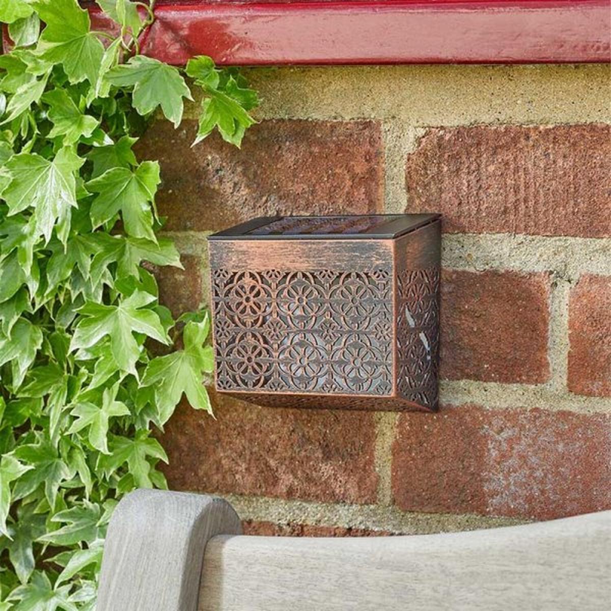 Set Of 4 Maroc Wall Fence Solar Light  - Bronze – image 2