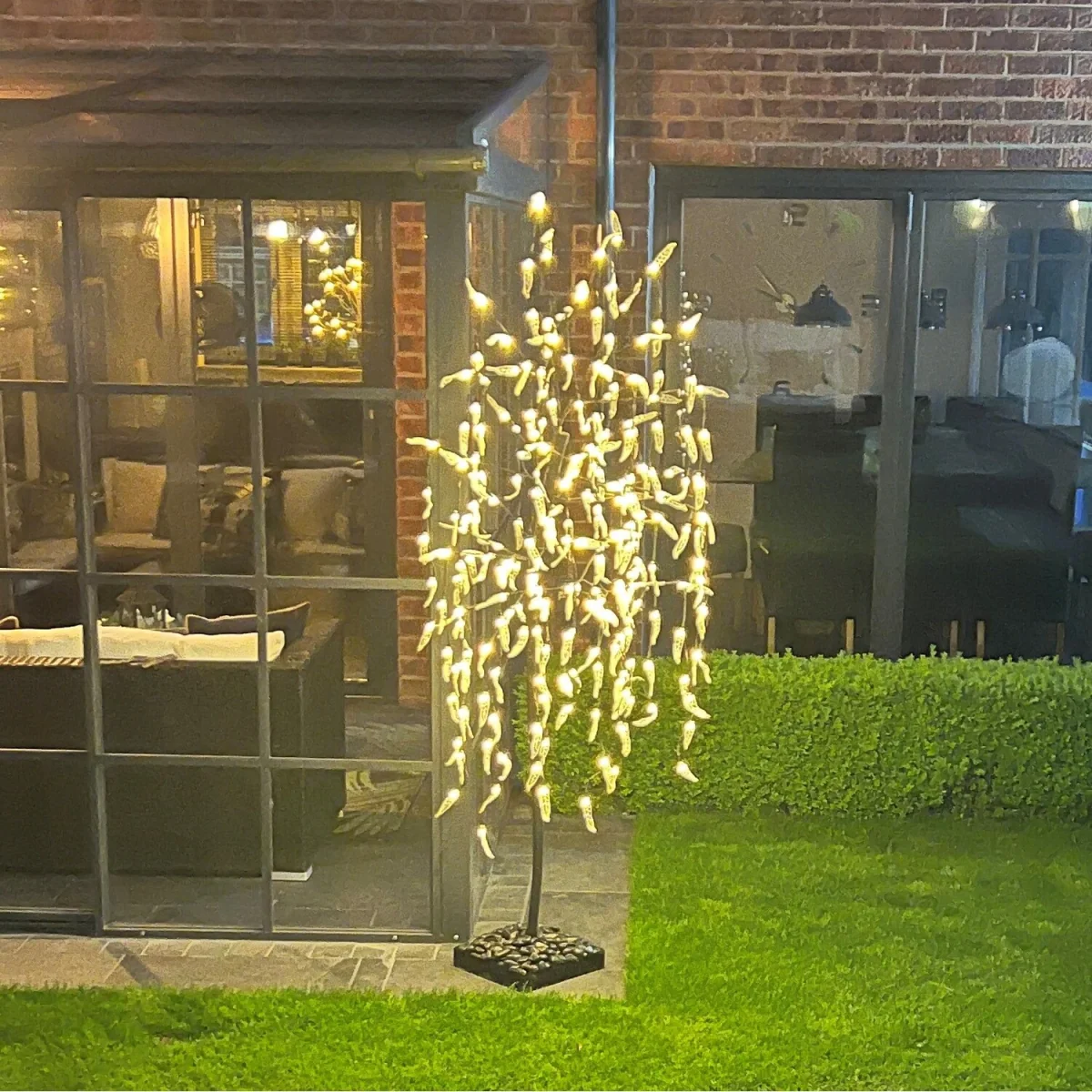 5ft Weeping Willow Tree - Warm White – image 1
