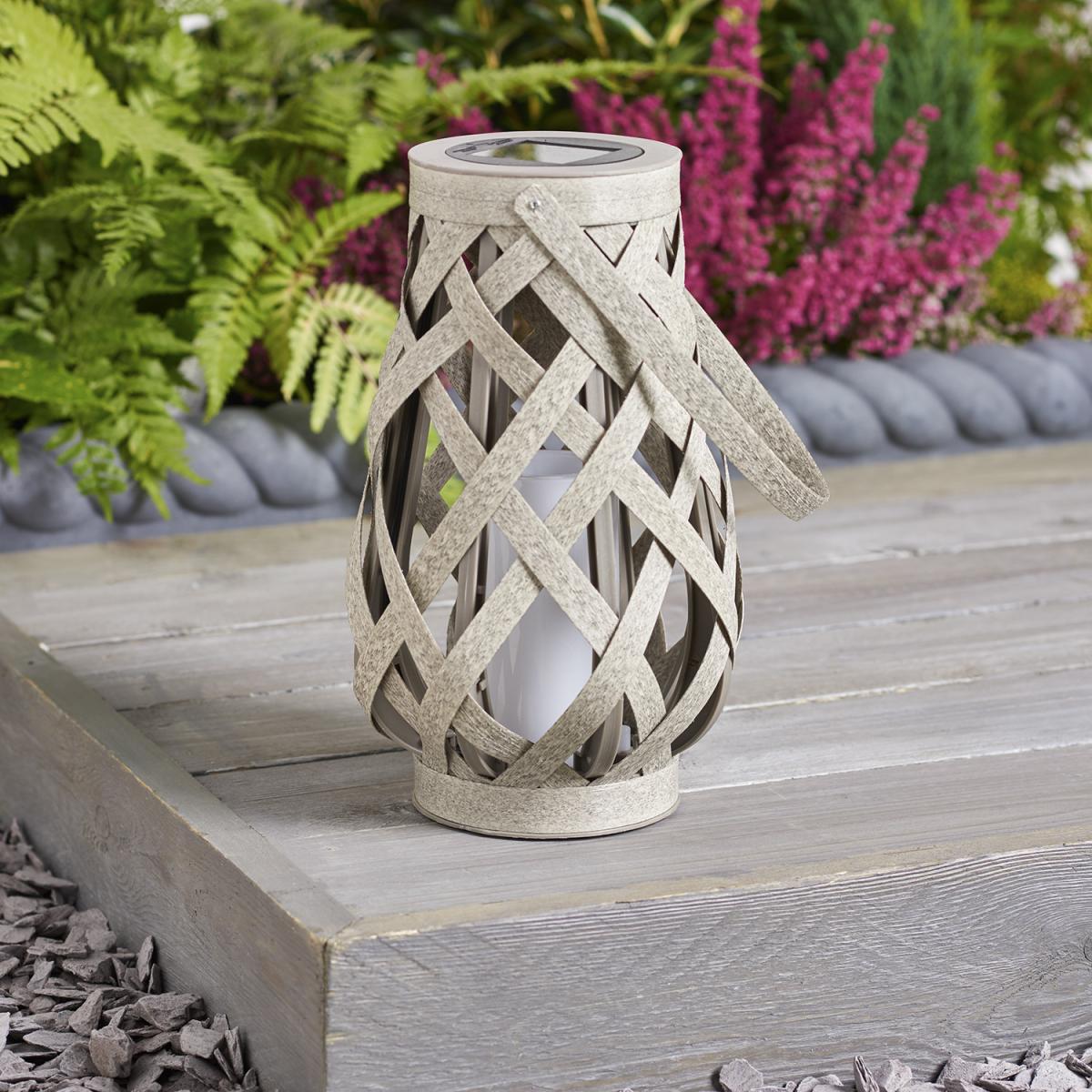 Solar Rattan Effect Lantern Light – image 3