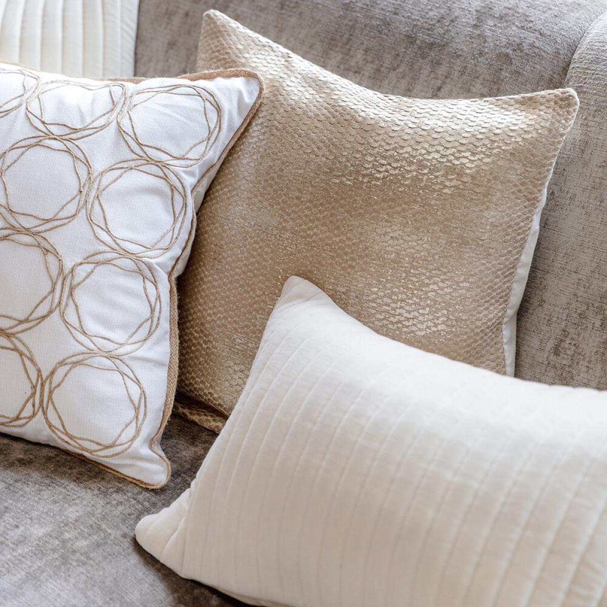 Retreat - Velour Quilted Cushion - 30x50cm - Cream – image 3