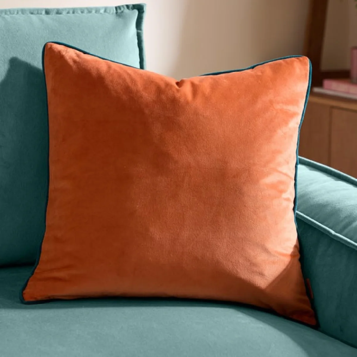 Furn Square Cushion Cover – image 1