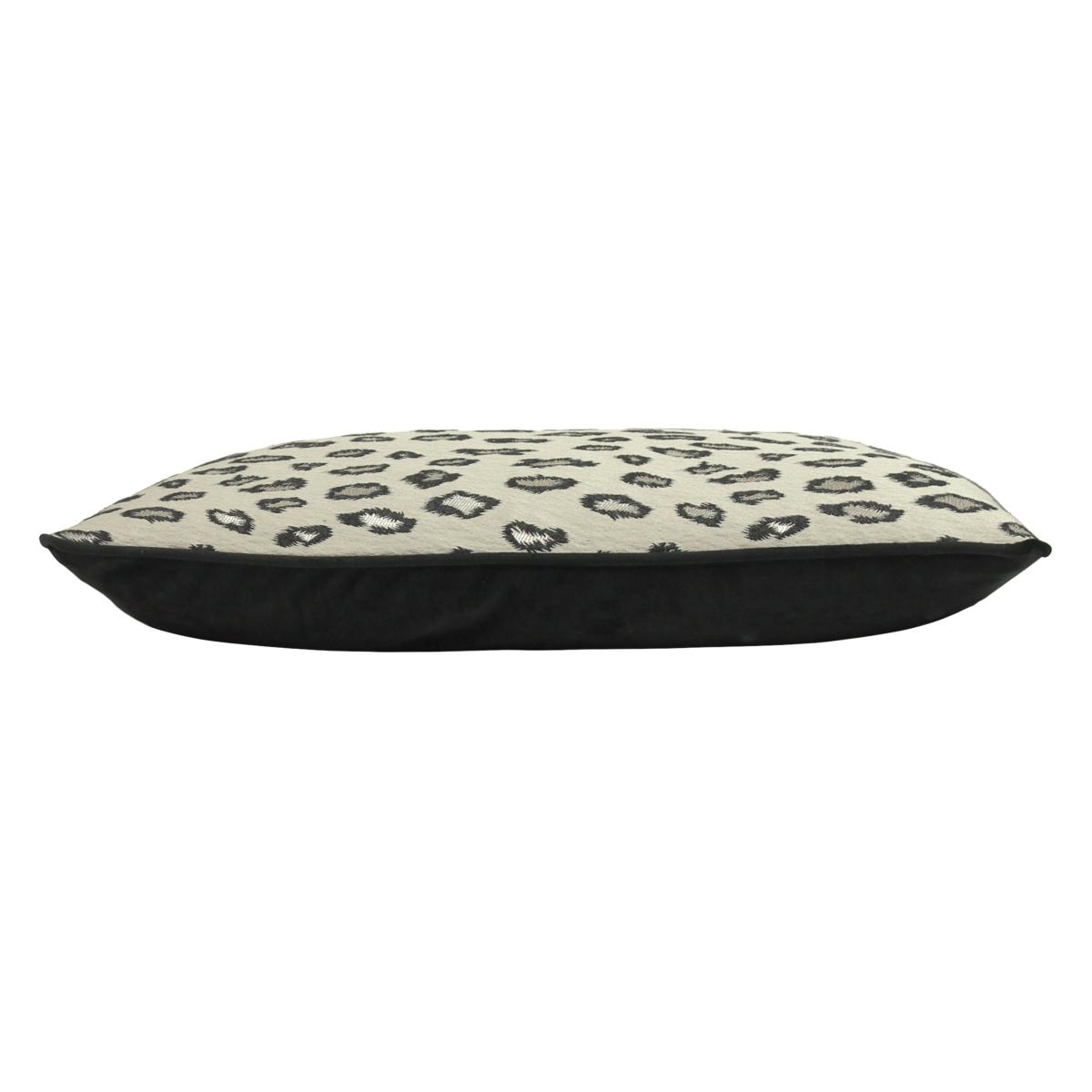 Kai Faline Rectangle Cushion Cover – image 3